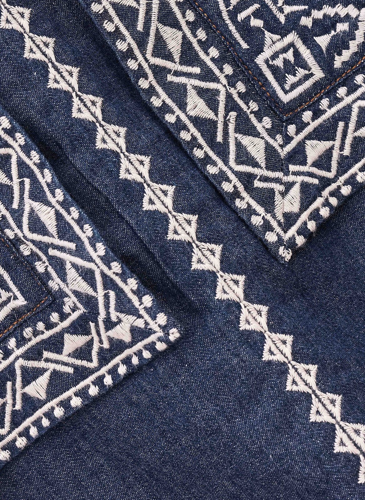 Rechte blouse met Tunesische kraag en geborduurd Laura. BA&SH Blauw