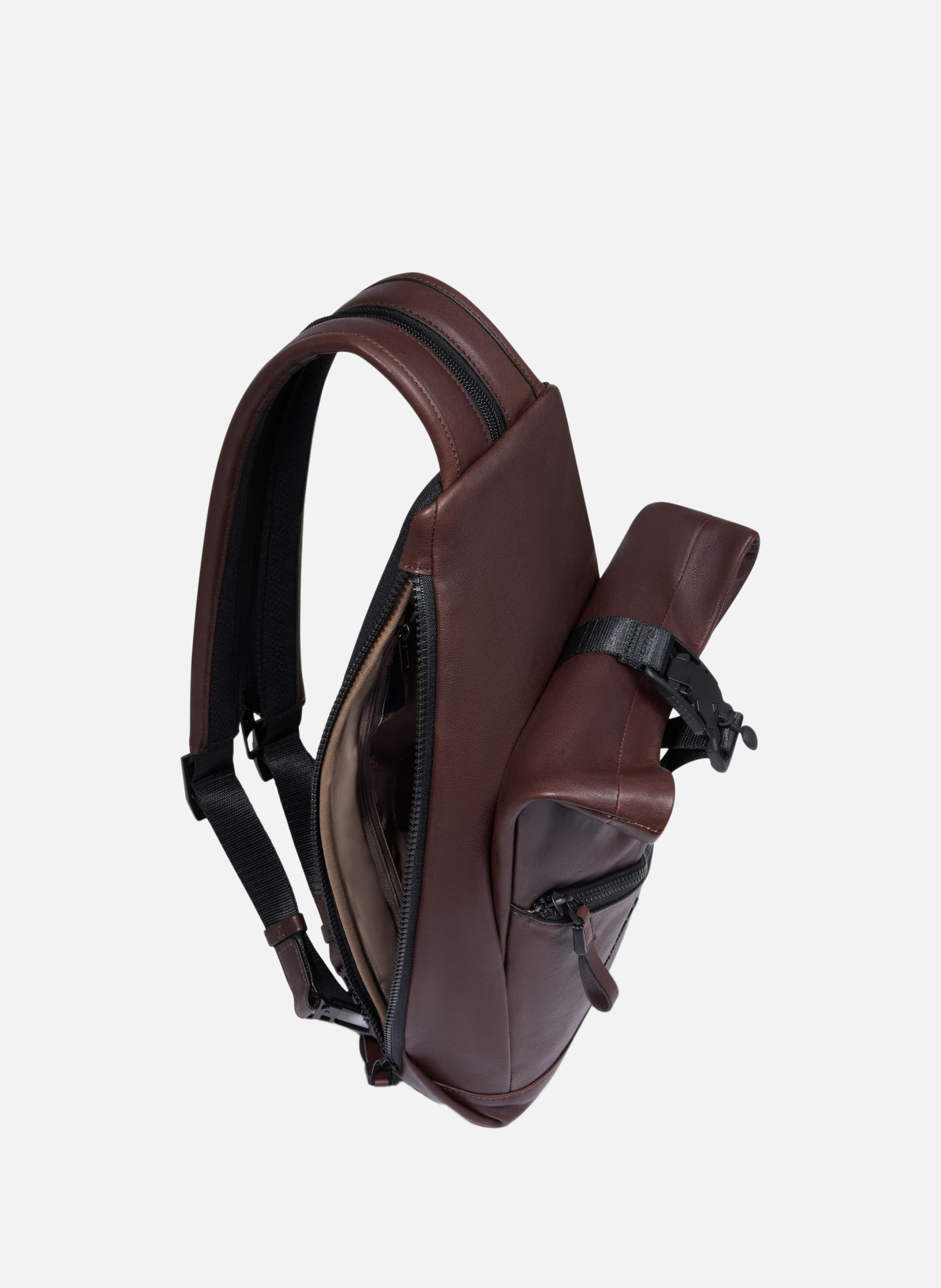 Convertible to backpack sling bag PIQUADRO Brown