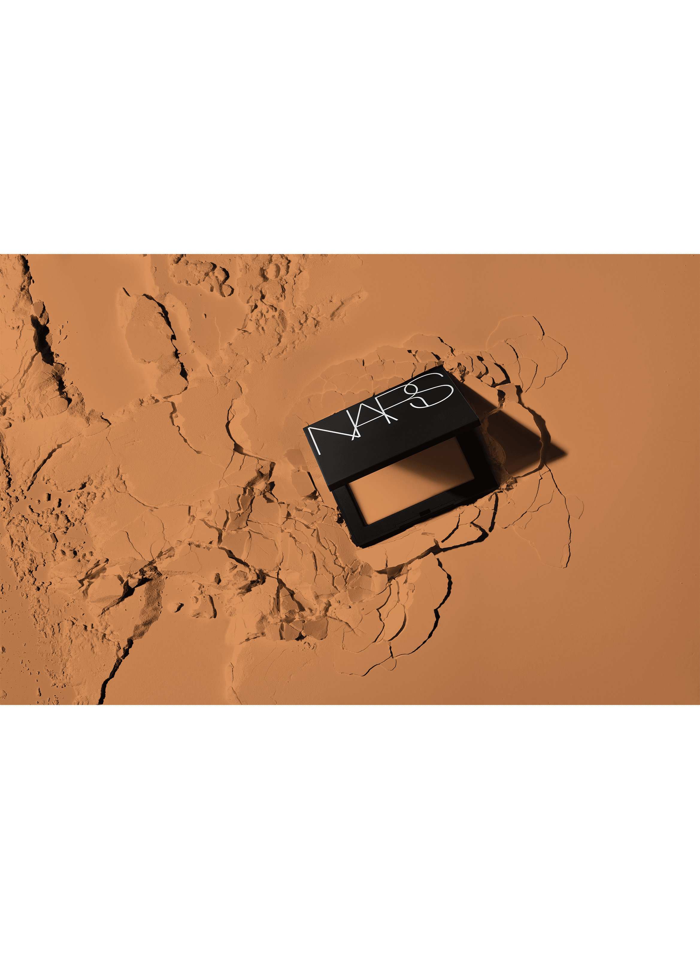 Light Reflecting Pressed Setting Powder NARS Sable