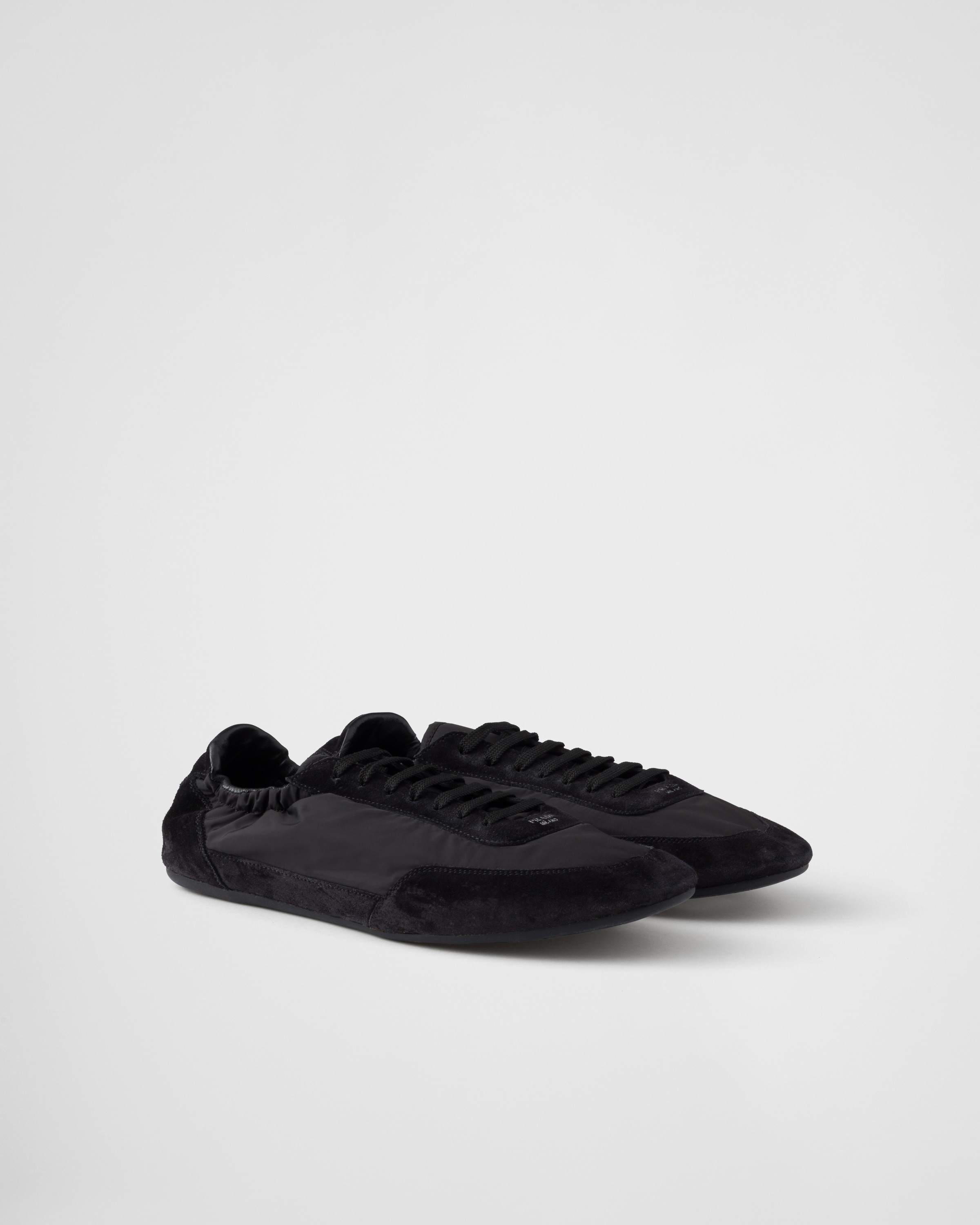 Sneakers élastiques collapse en re-nylon et veau v PRADA Noir