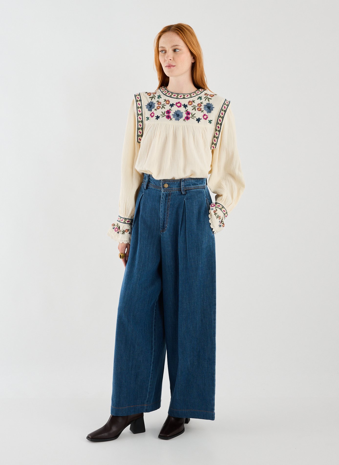 Embroidered loose cotton blouse LOUISE MISHA White