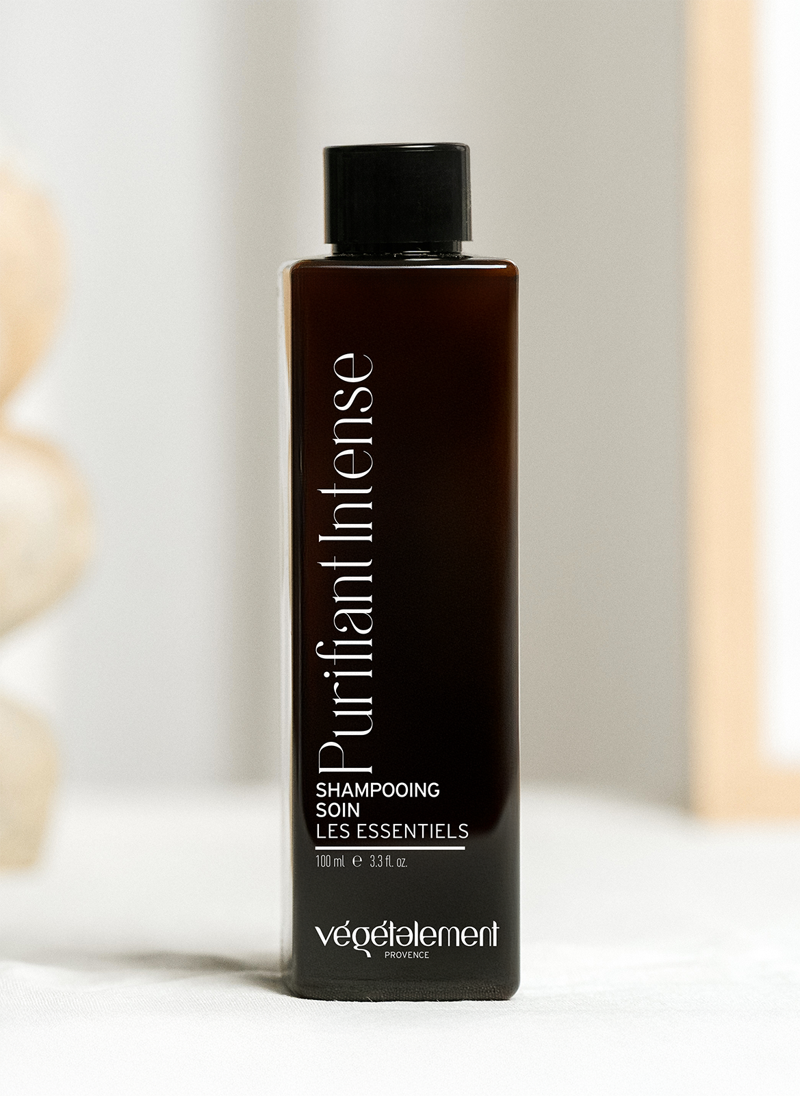 Intense Purifying Shampoo VEGETALEMENT PROVENCE No color