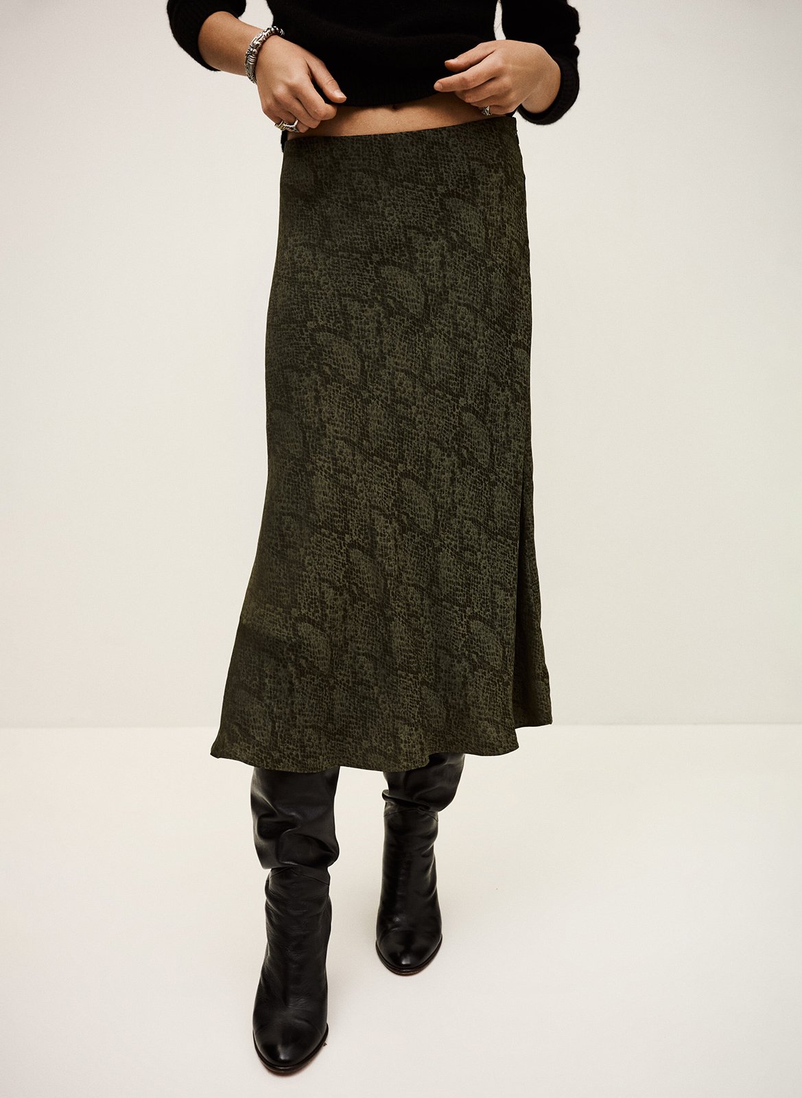 Jupe midi fluide jacquard python rista BA&SH Kaki