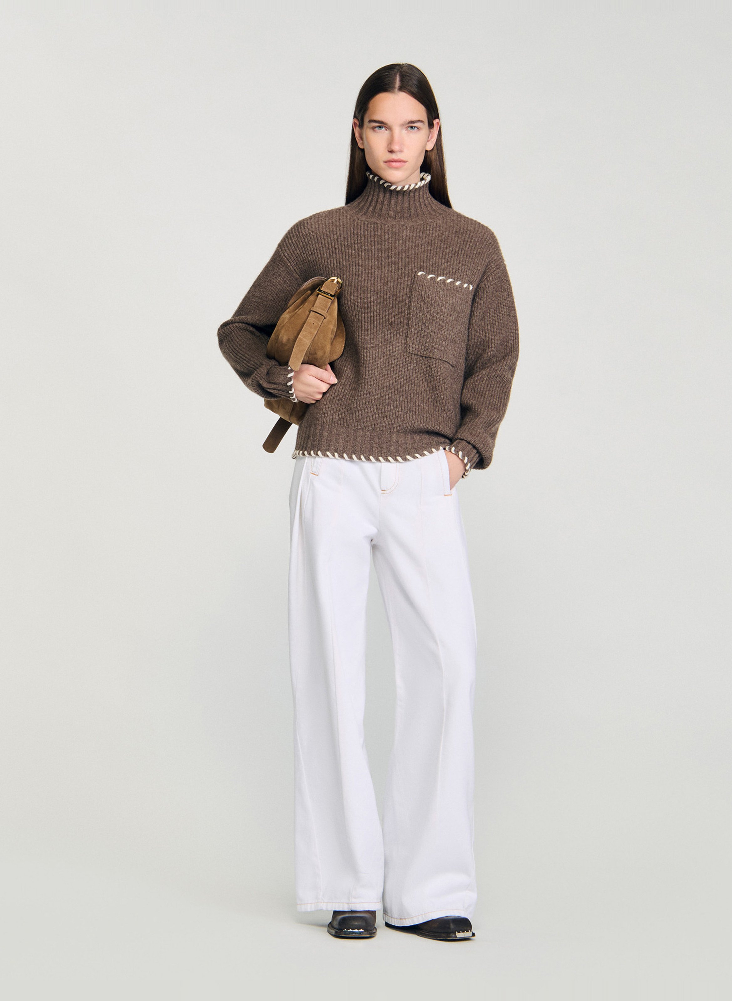 Pull col montant ample en laine mélangée Marron