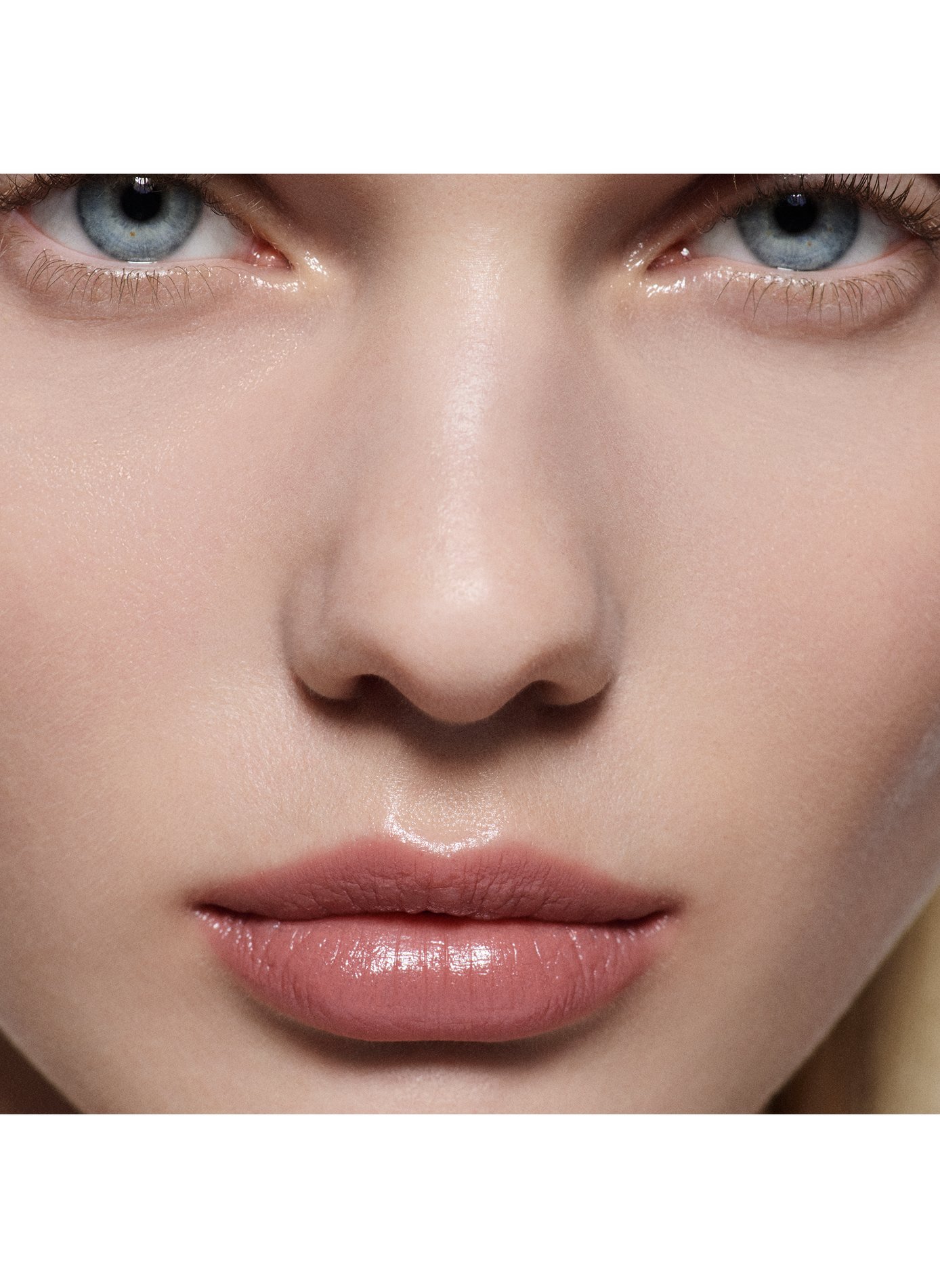 Chique Lip VICTORIA BECKHAM No. 02