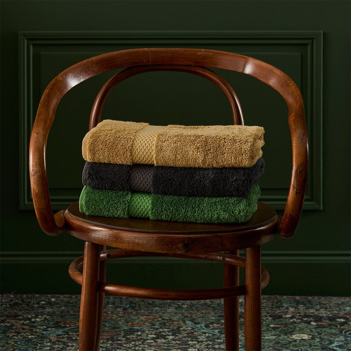 Serviette de toilette  en coton modal, etoile YVES DELORME Jaune