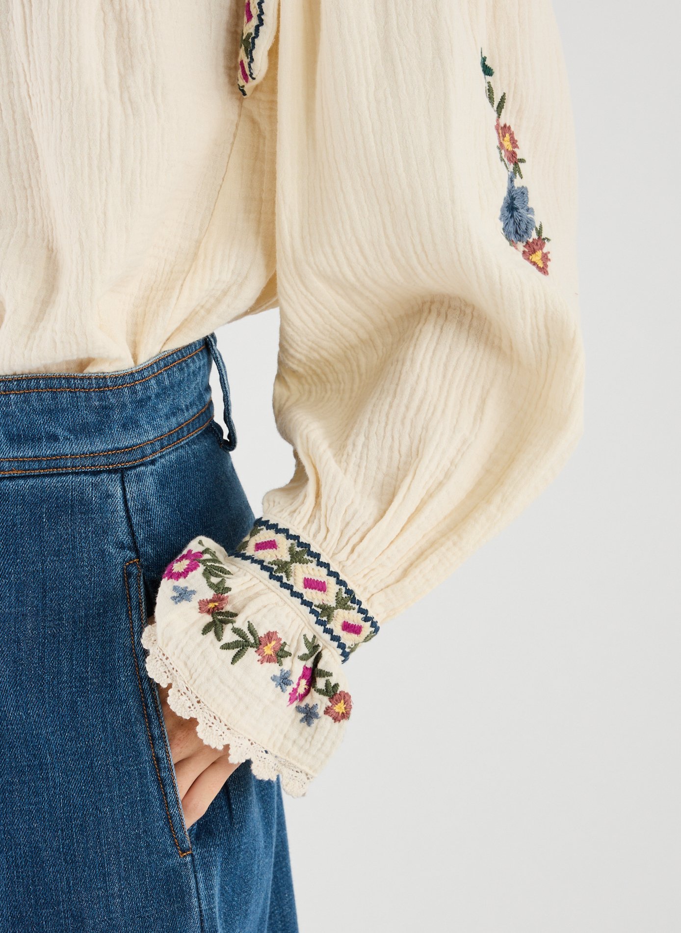 Embroidered loose cotton blouse LOUISE MISHA White