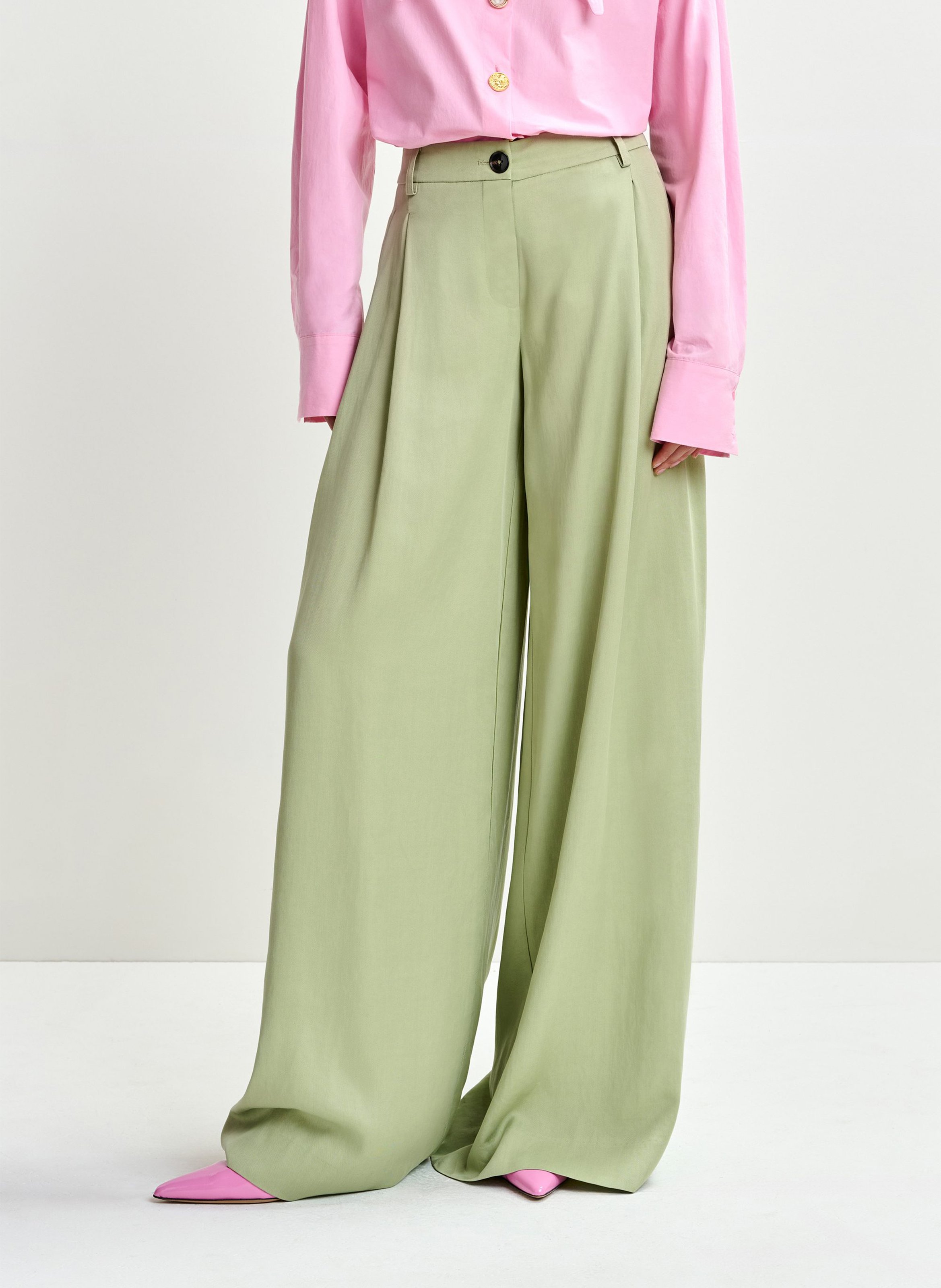 Pantalon large Justicia ESSENTIEL ANTWERP Vert