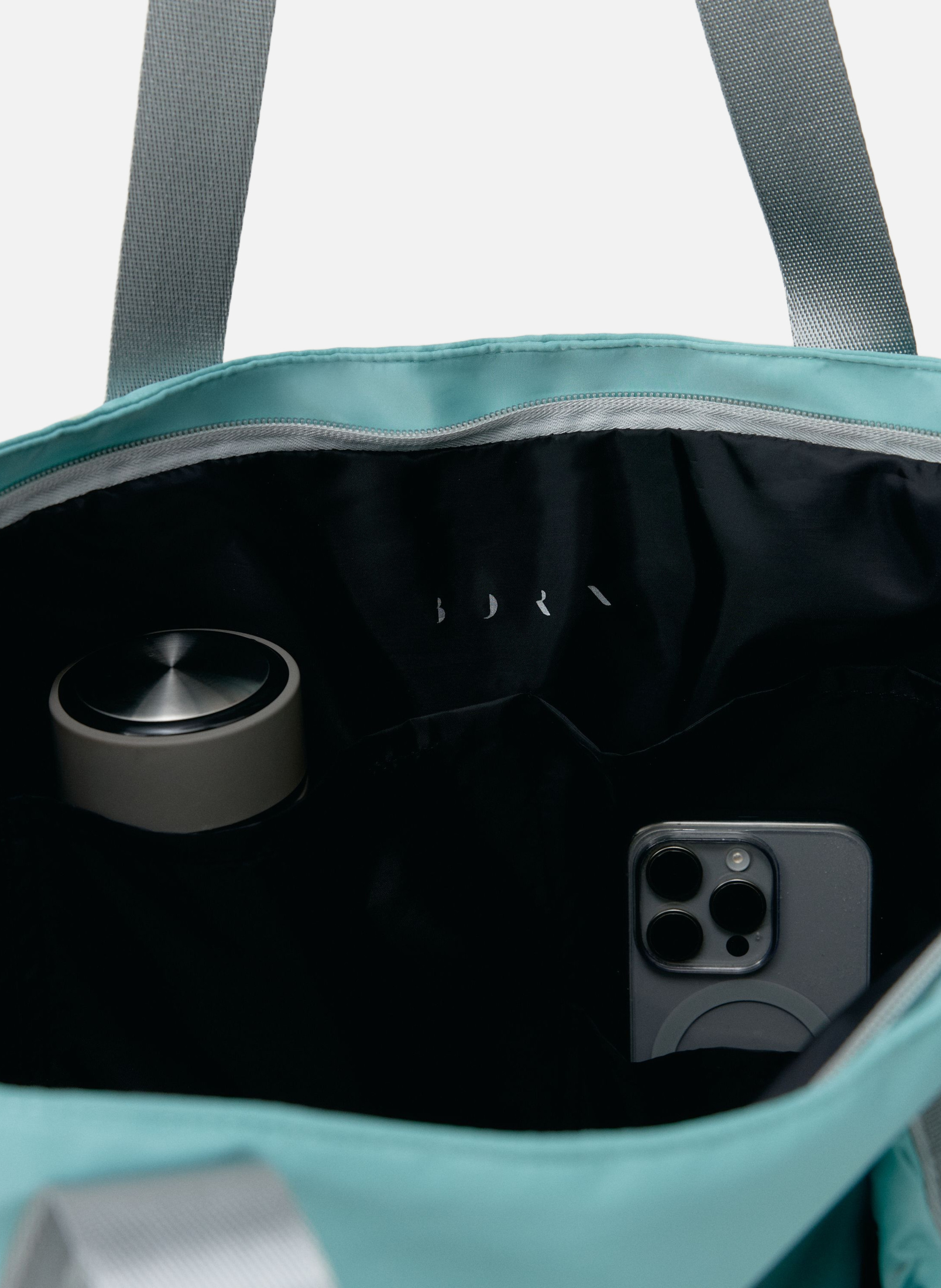 Sac de sport away BORN LIVING YOGA Vert