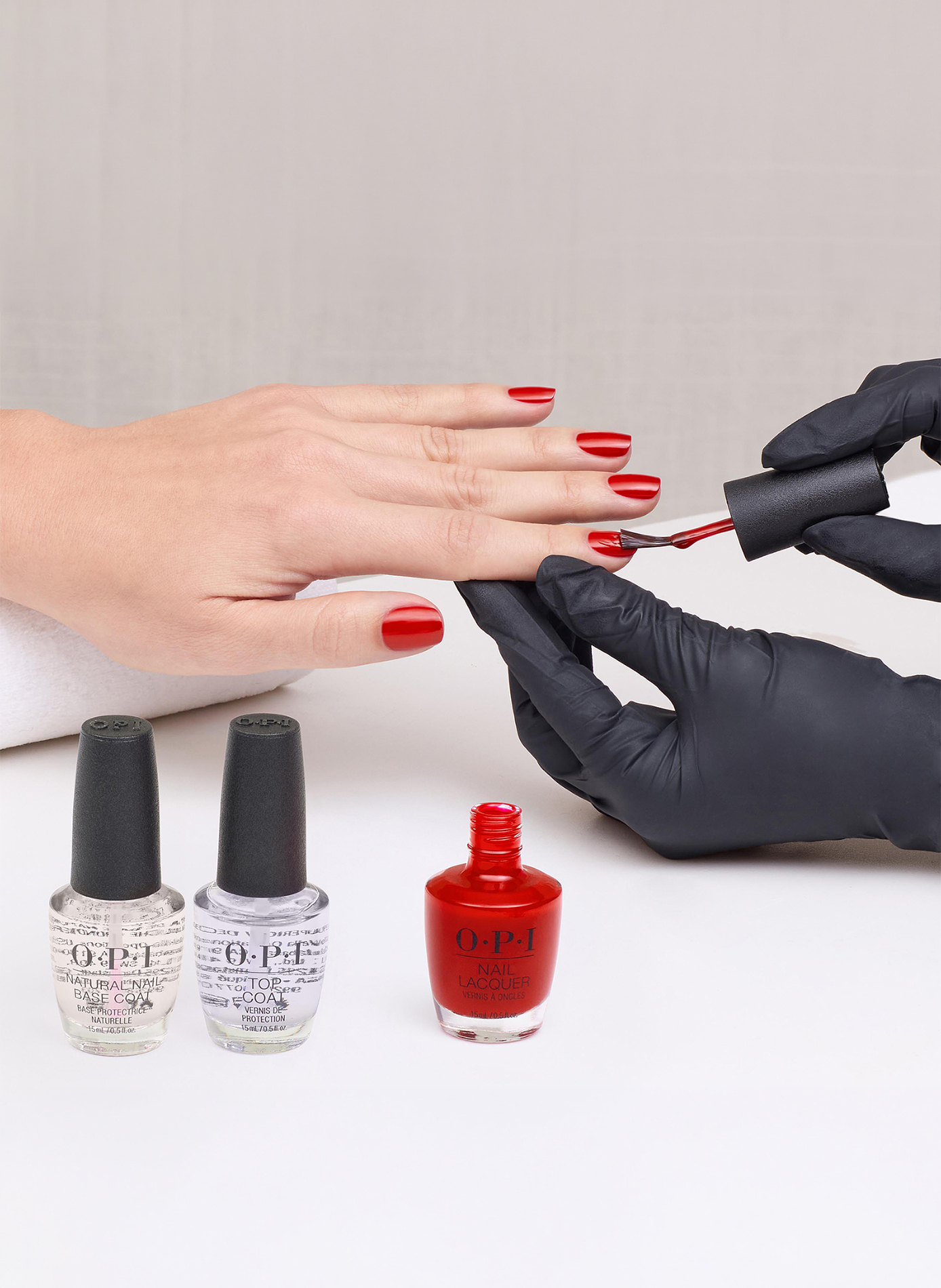 Vodka & Caviar - Nail Lacquer OPI Rouge moyen