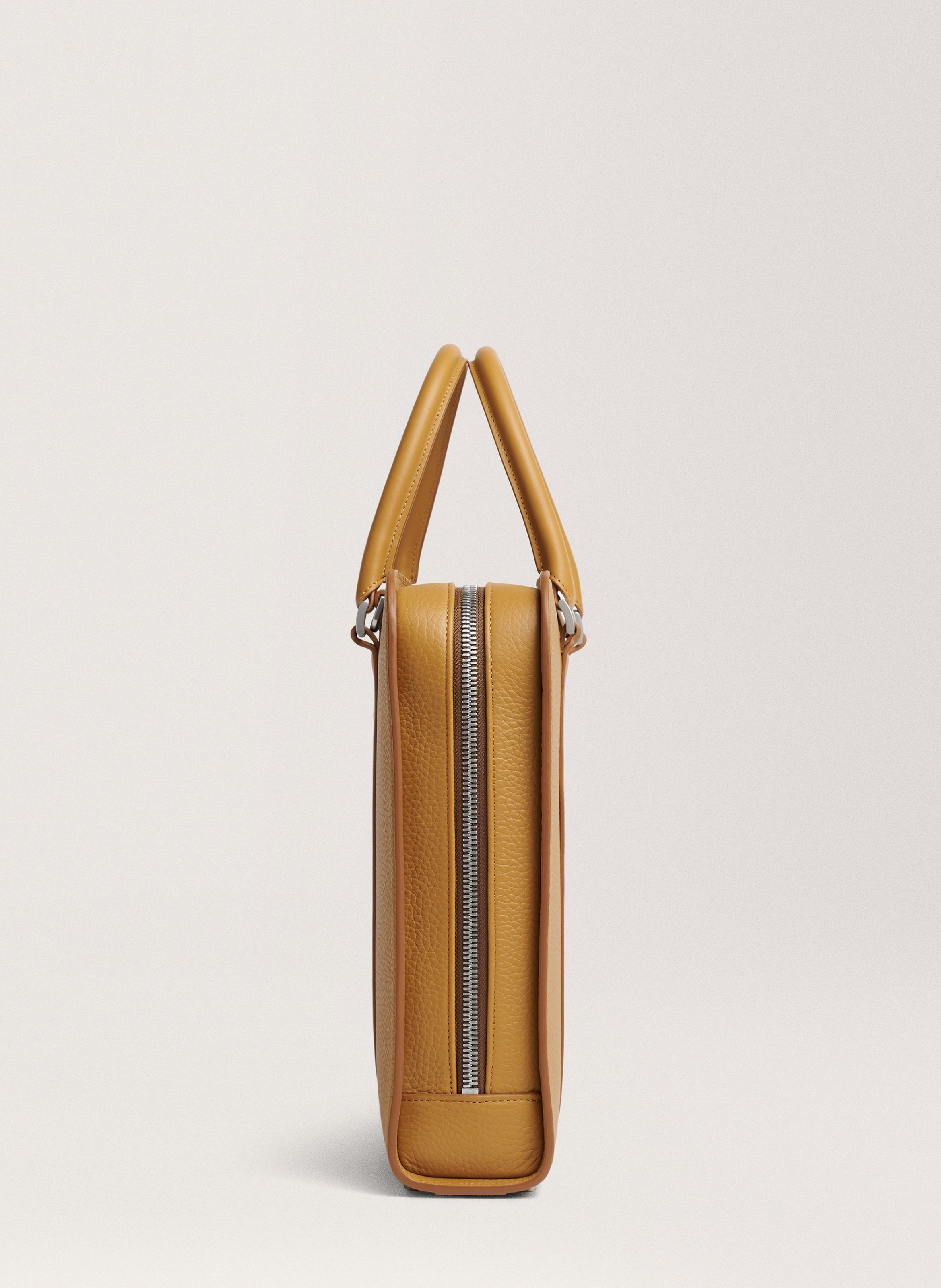 Porte-documents 'Palissy Briefcase' en cuir grainé CARL FRIEDRIK Jaune