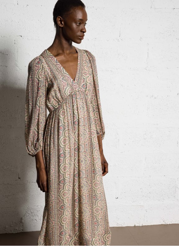 Robe col v à imprimé fleuri livia Beige by MAISON 123 MAISON 123 Robe col v à imprimé fleuri livia Beige