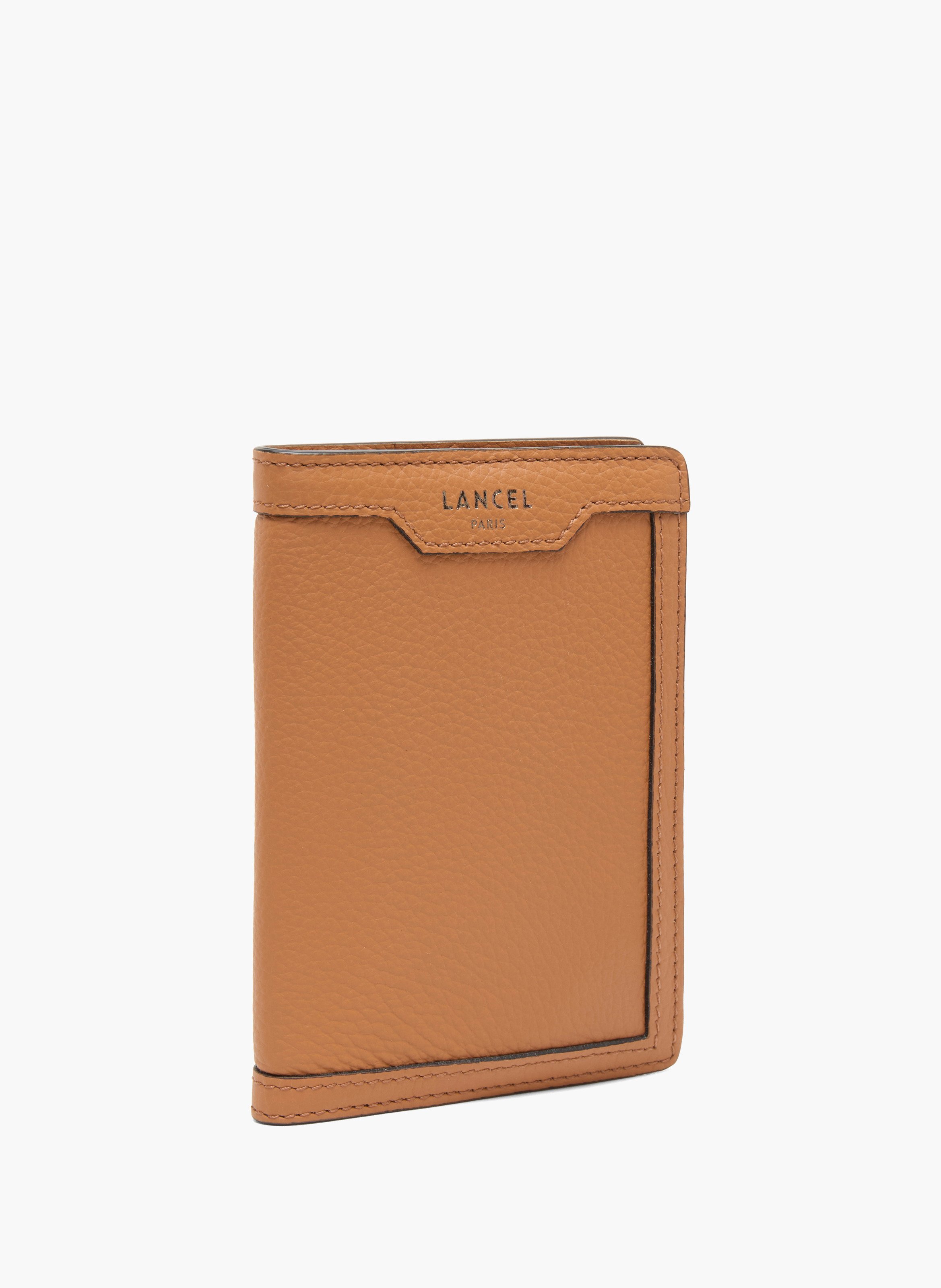 Paspoorthouder Charlie van Lancel in leer LANCEL Bruin
