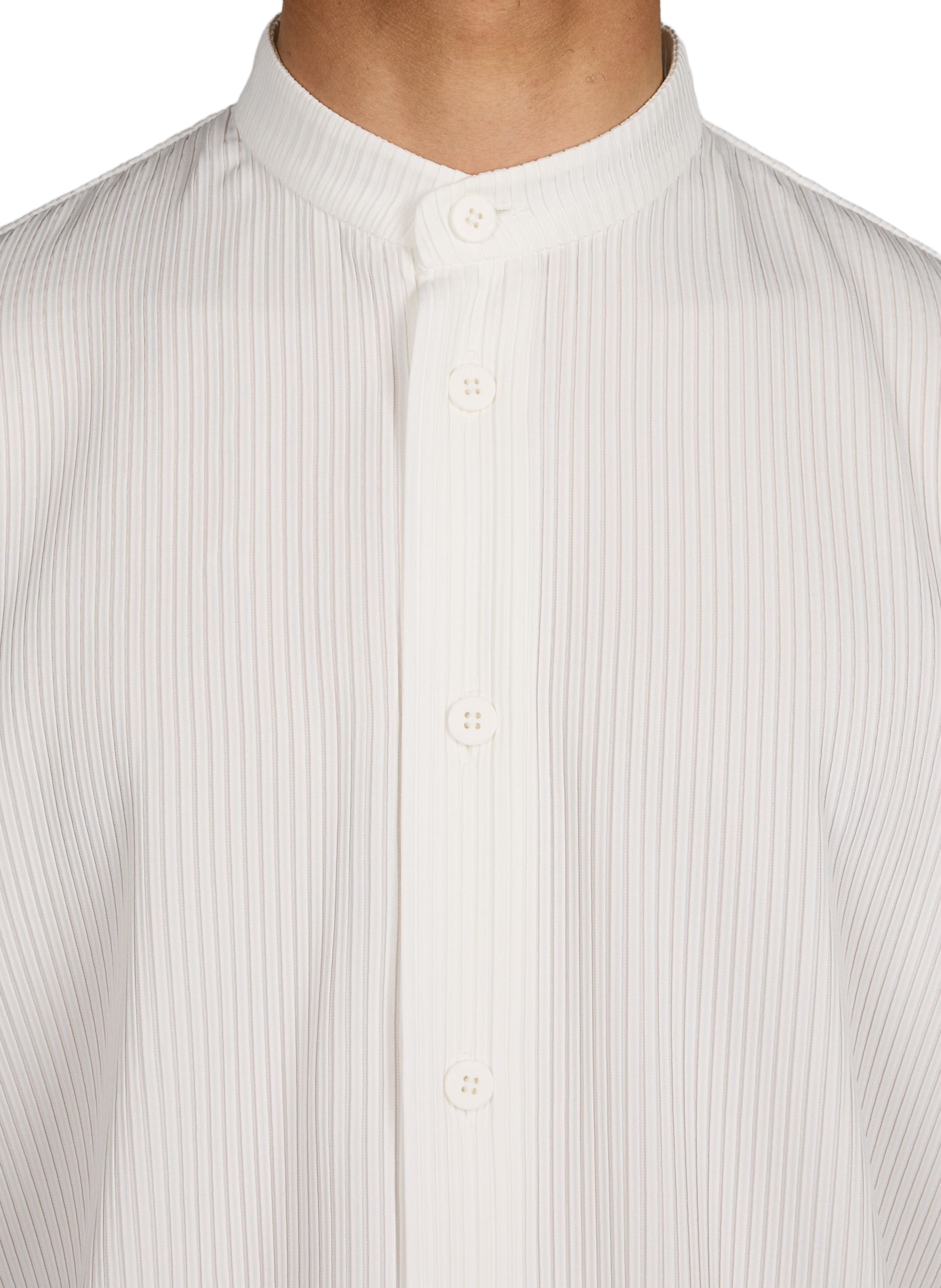 Camicia diritta plissettata con collo alla coreana ISSEY MIYAKE Beige