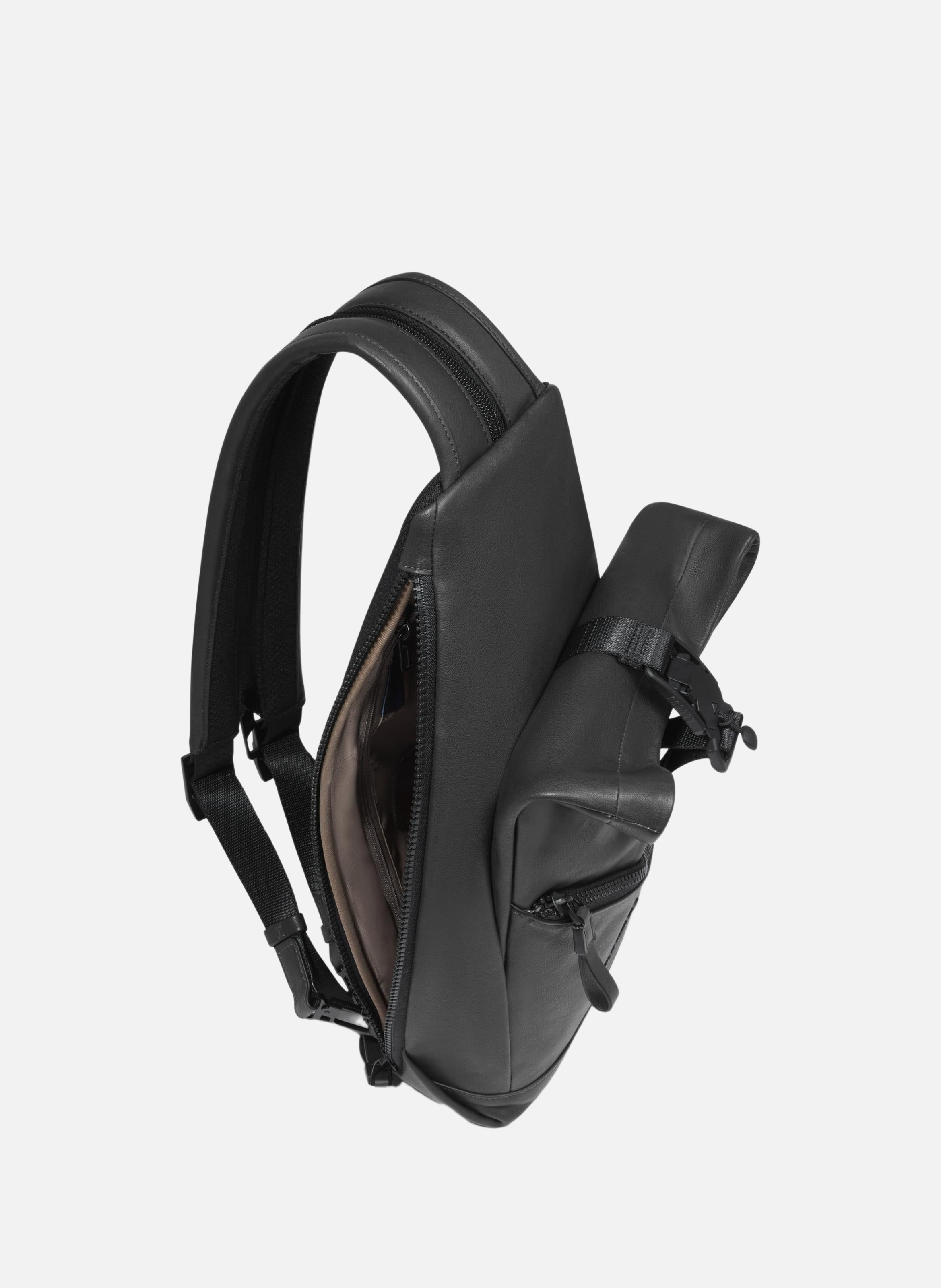 Convertible to backpack sling bag PIQUADRO Black