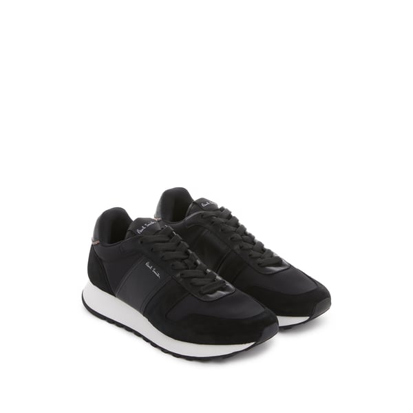 Baskets en cuir et tissu technique