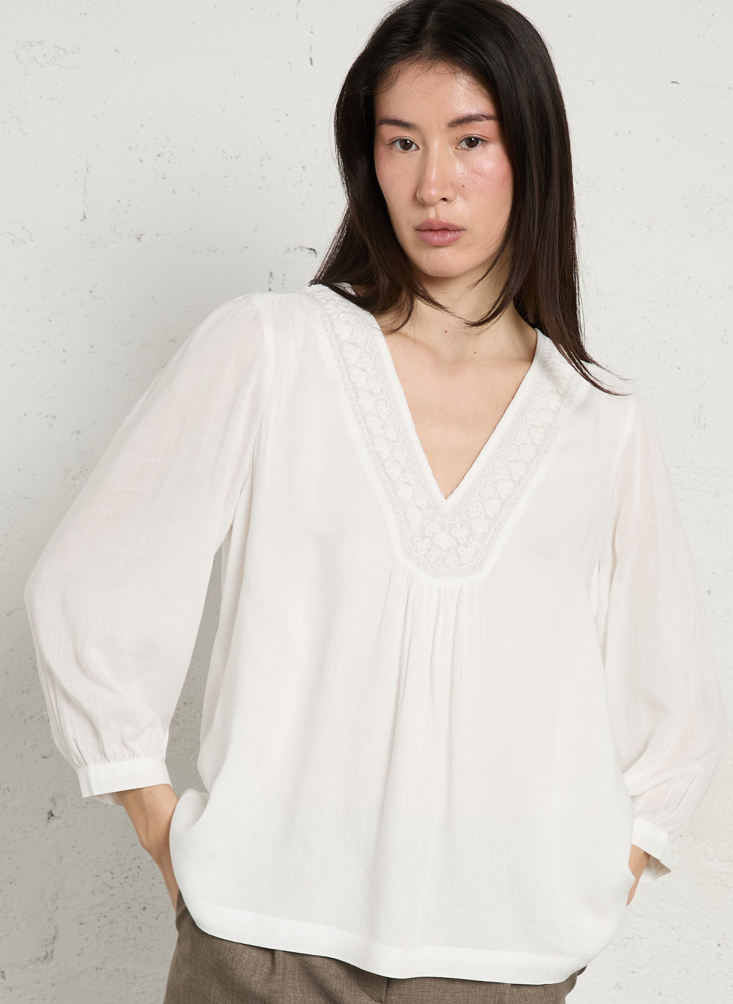 Blouse col v brodé dorian MAISON 123 Blanc