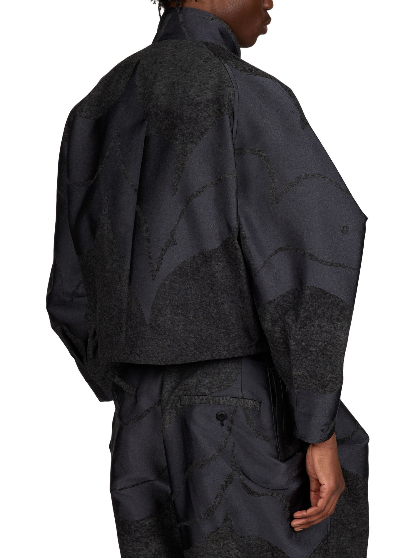 Blouson ample avec empiècement ISSEY MIYAKE Noir