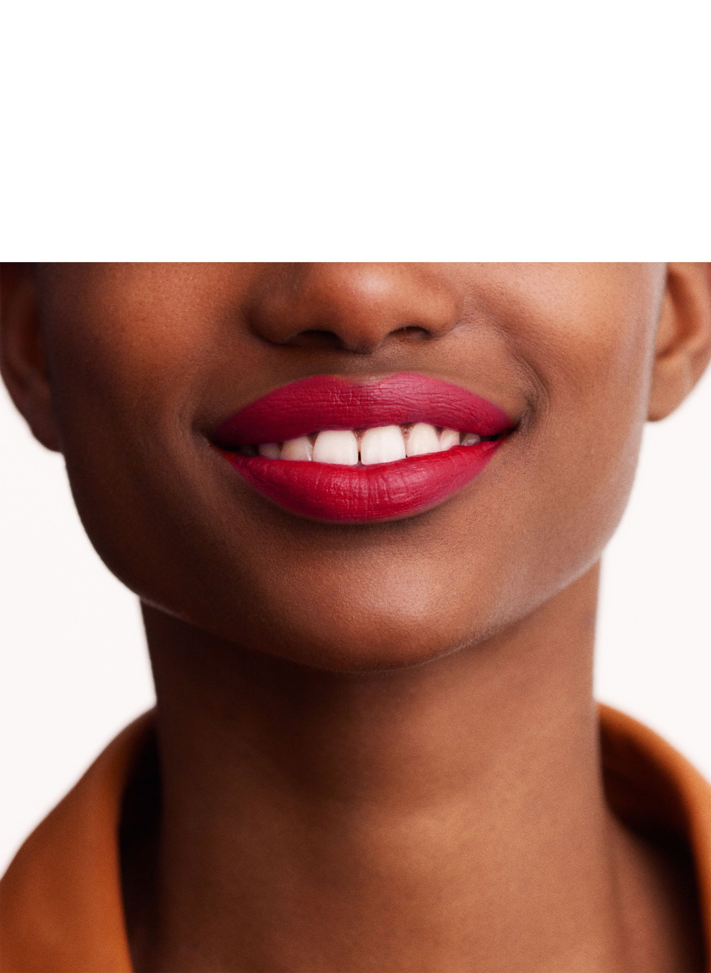 Rouge Hermès Satin Lipstick HERMÈS 66 - rouge piment