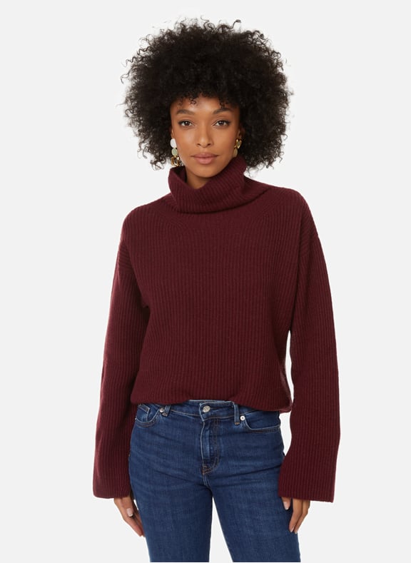 High collar top Red by SAISON 1865 SAISON 1865 High collar top Red