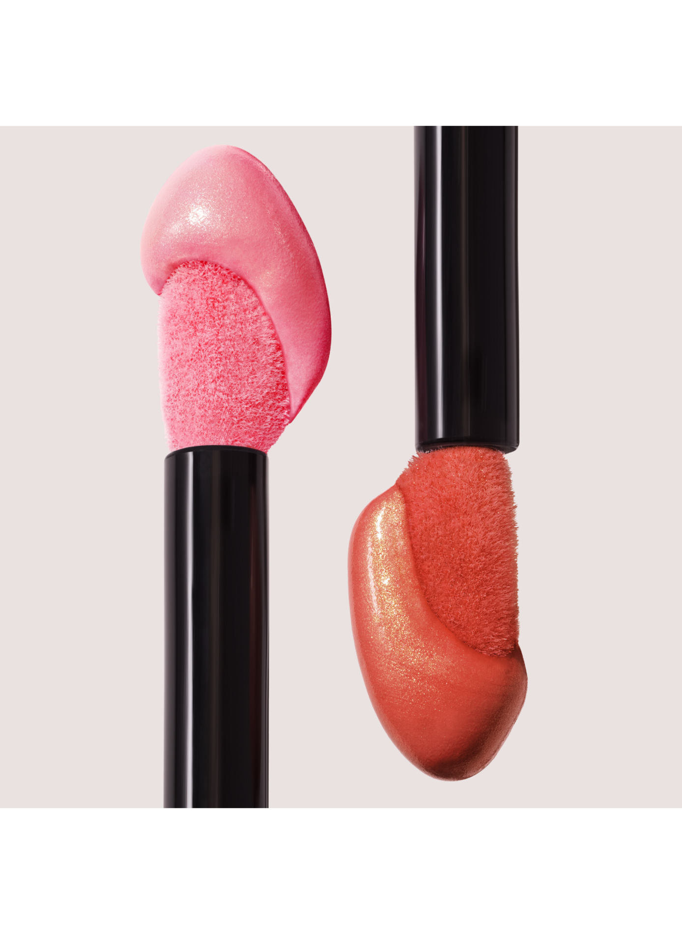 Glanzende Zijde Blush Vloeibaar Met Parelmoer | 50s starlit peach ARMANI Beauty