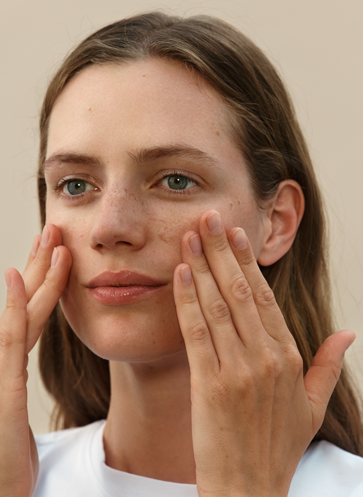 Onpack Crème de Jour à la Rose + Émulsion Teintée DR HAUSCHKA No color