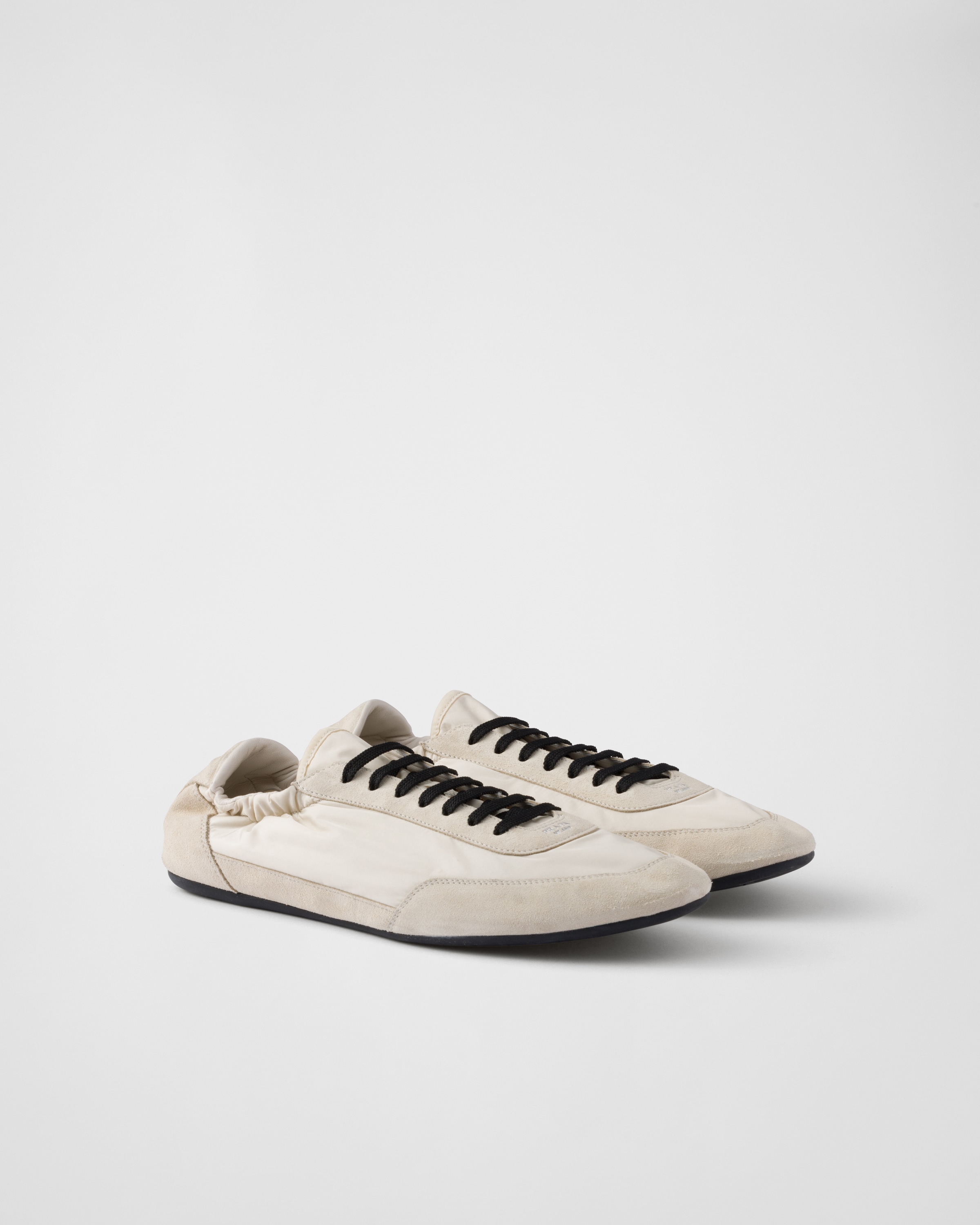 Sneakers élastiques collapse en re-nylon et veau v PRADA Beige