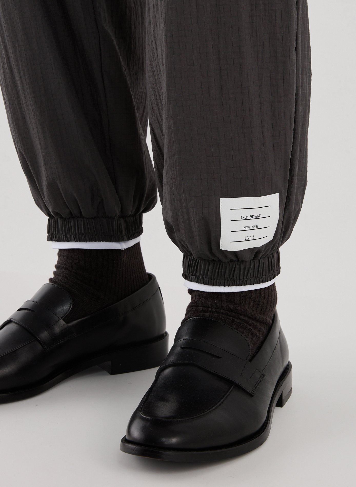 Joggers THOM BROWNE Brown