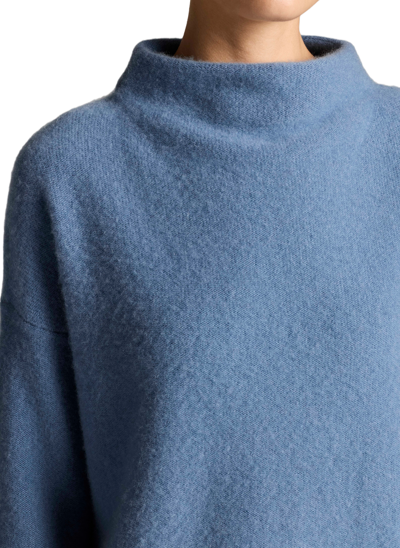 Pull à col montant en cachemire moelleux VINCE Bleu