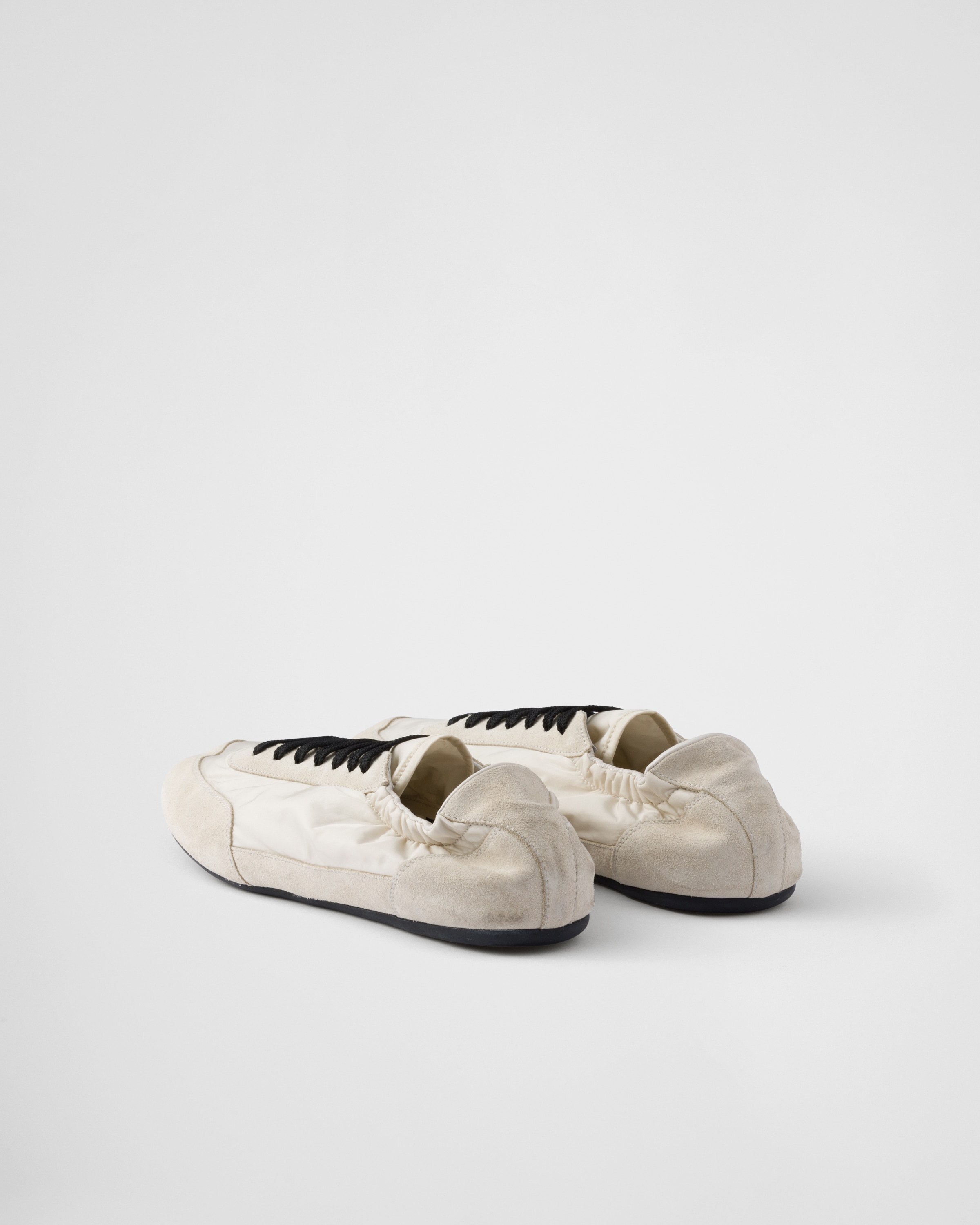 Sneakers élastiques collapse en re-nylon et veau v PRADA Beige