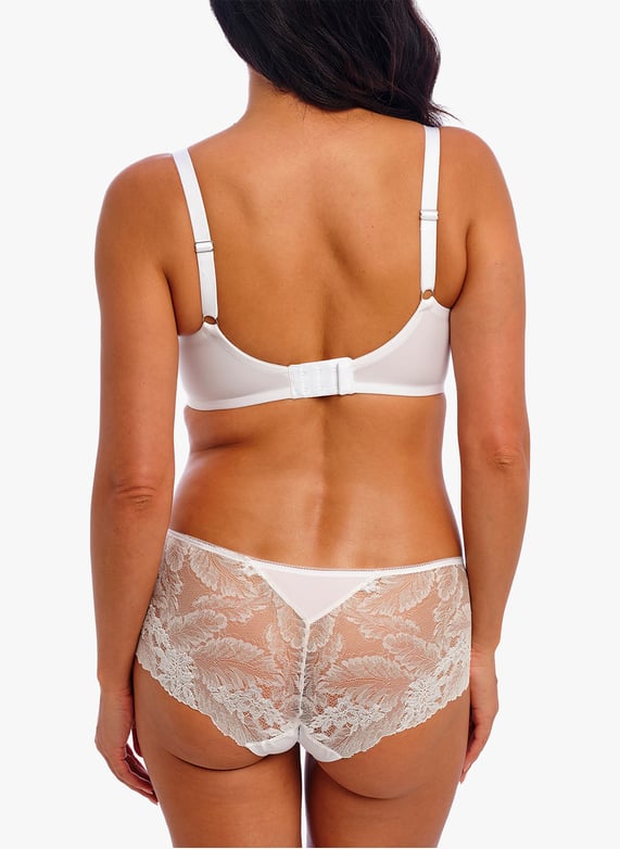 Underwired Classic Bra | White by WACOAL Underwired Classic Bra White