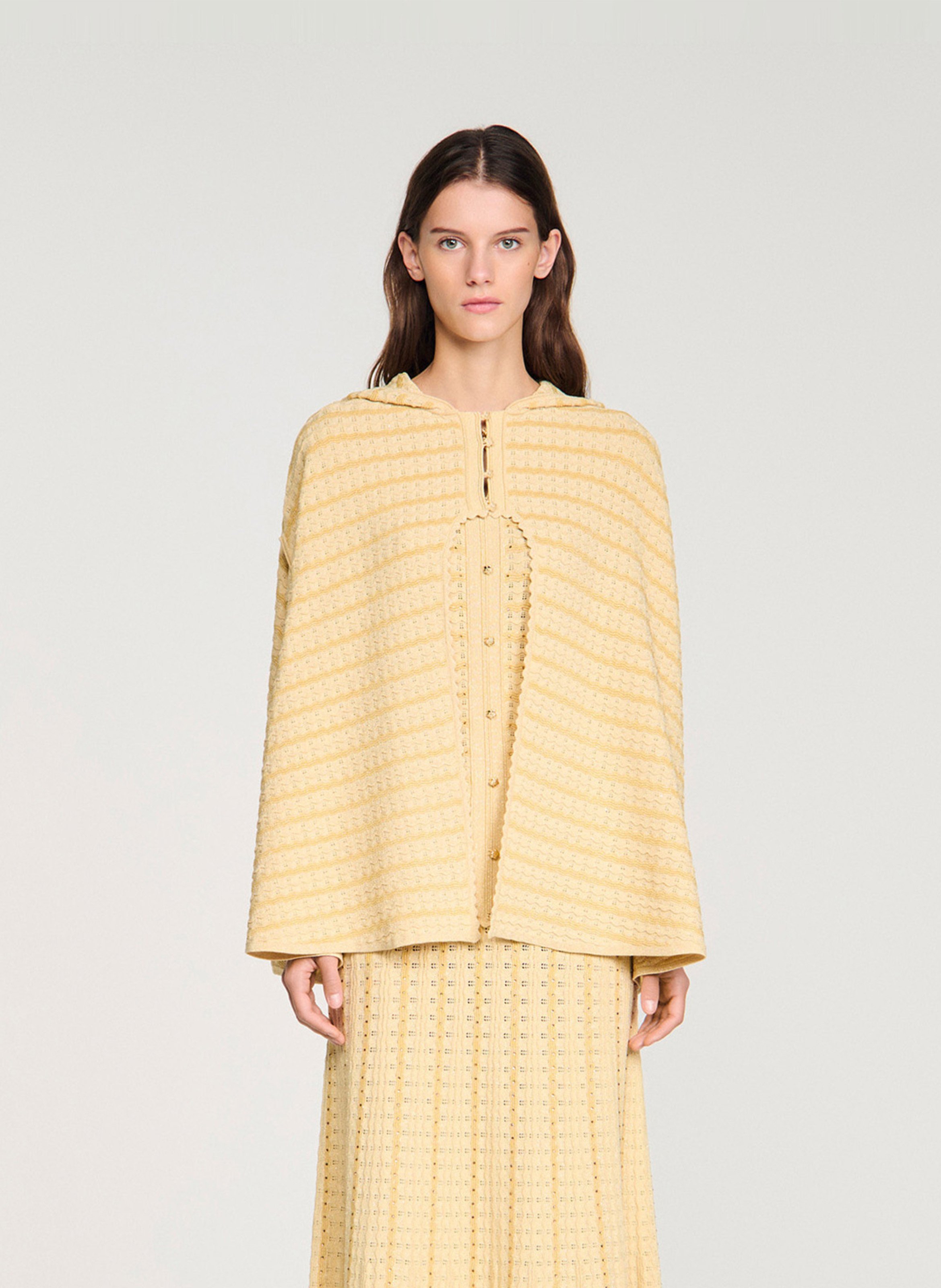 Cape oversize en maille strassée SANDRO Doré
