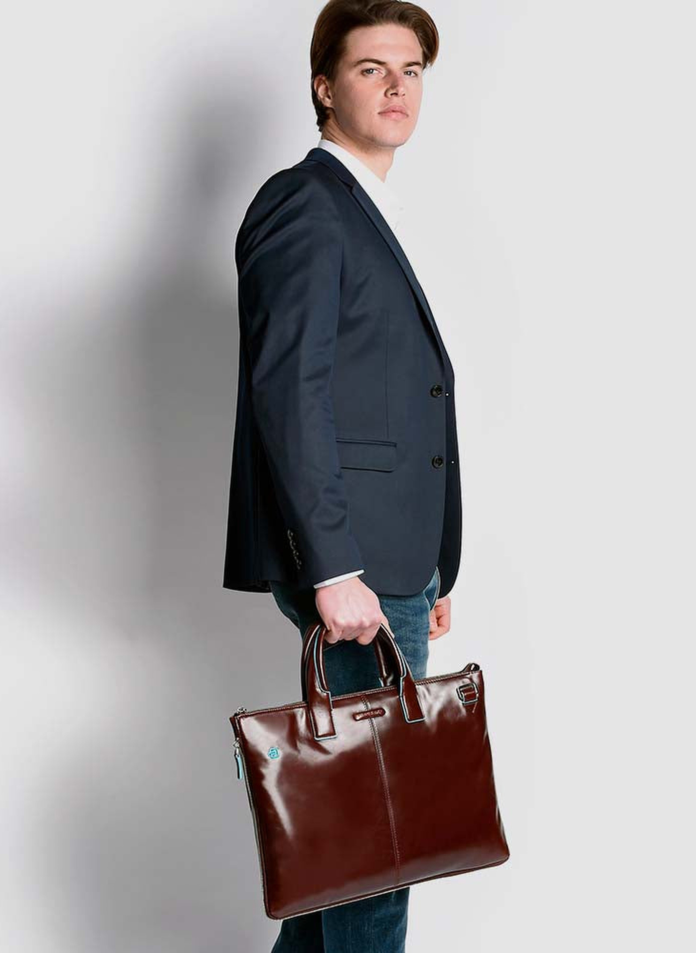Sac fin pour ordinateur 15,6", extensible PIQUADRO Rouge