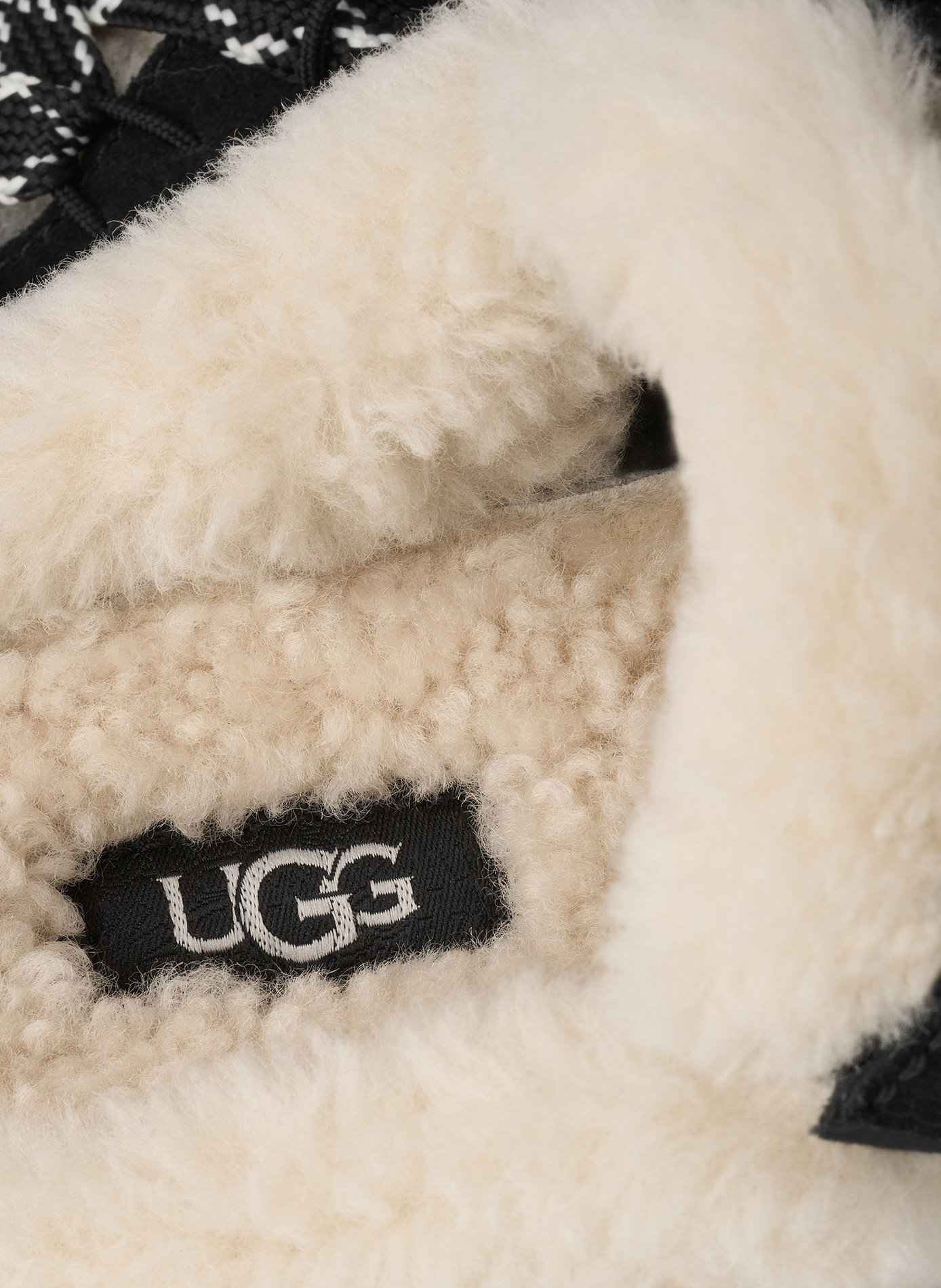 Lowmel Chestnut Pantoletten aus Leder UGG Schwarz