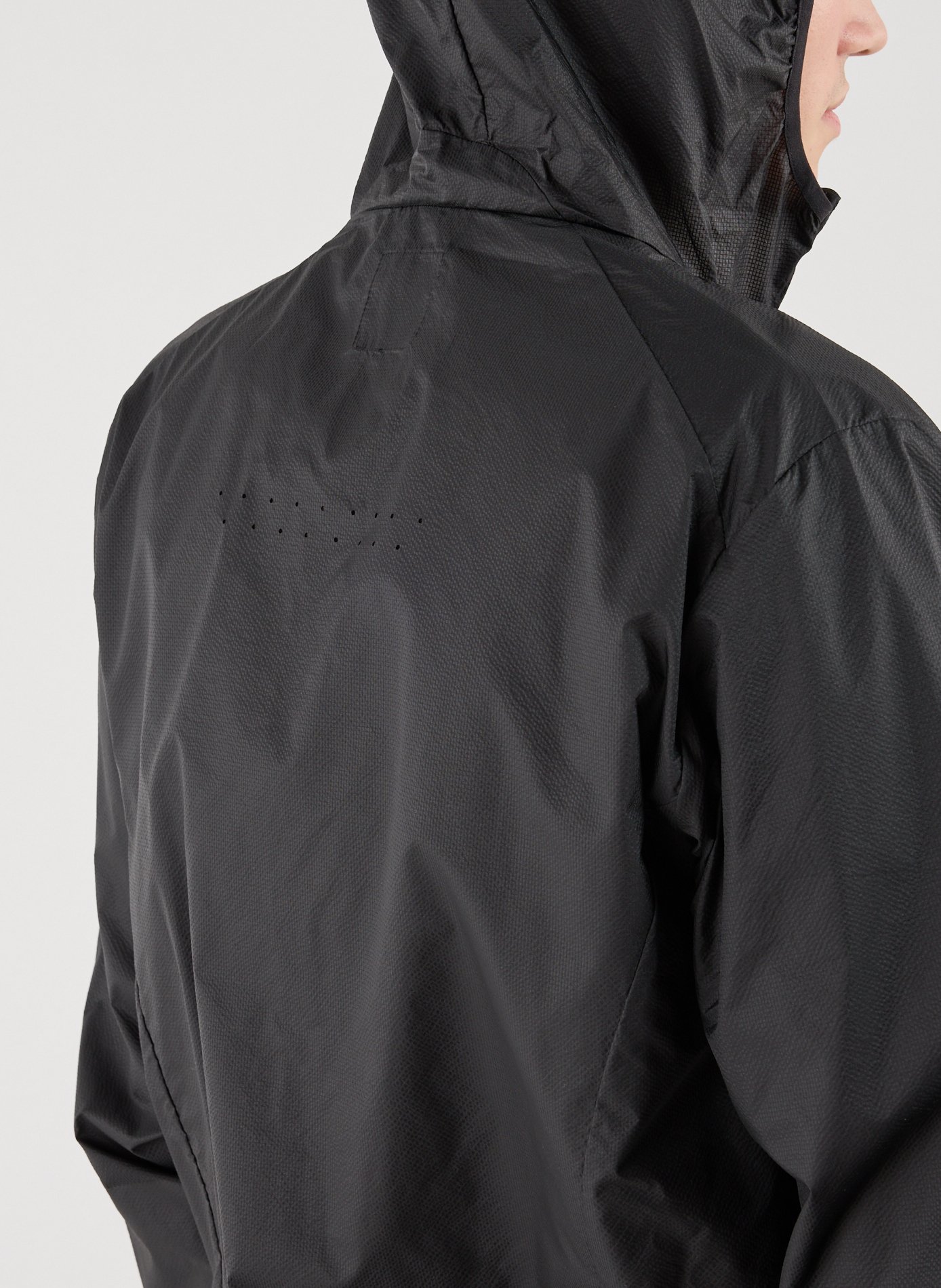 Hooded windproof jacket ROA Black