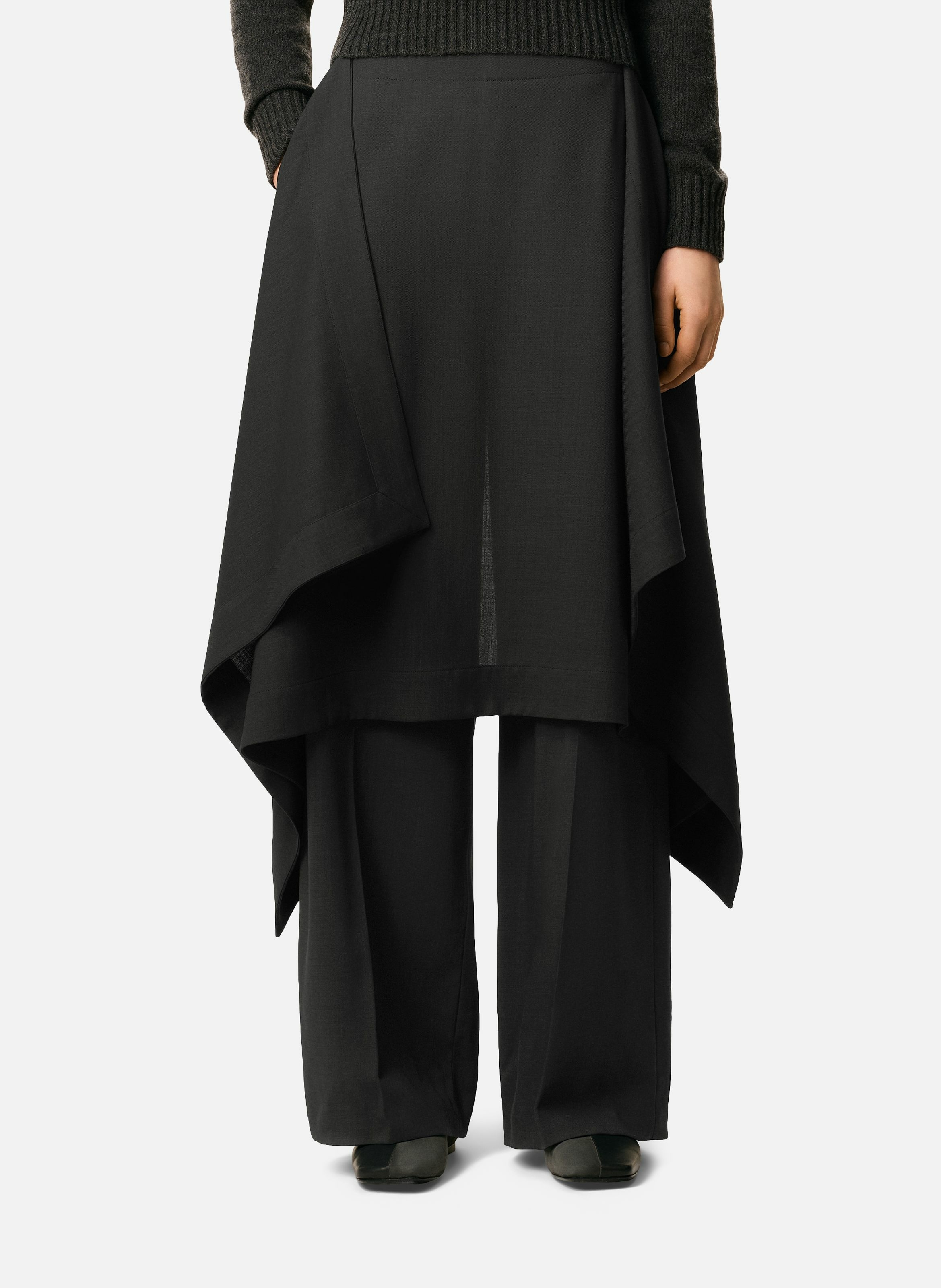 AMI PARIS Pantalon jupe en laine Gris