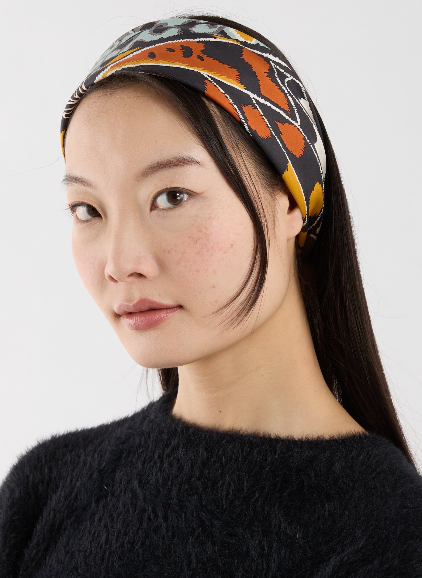 Foulard à imprimé en laine INOUITOOSH Multicolore