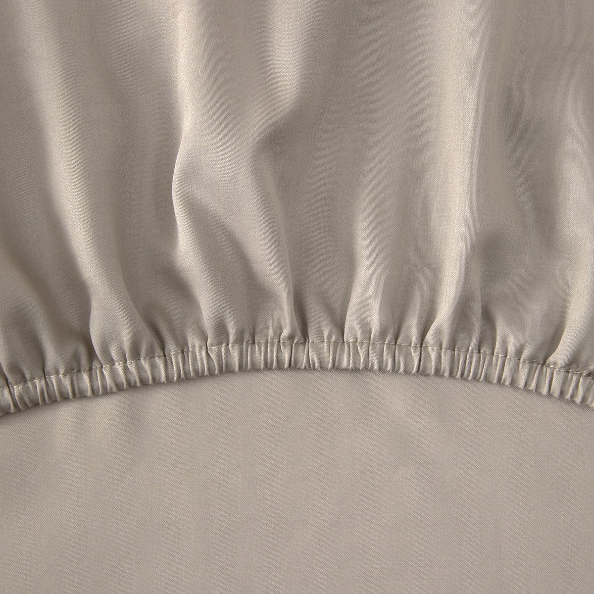 Drap housse en satin, triomphe YVES DELORME Gris