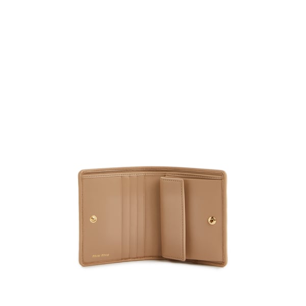 Portefeuille matelassé en cuir