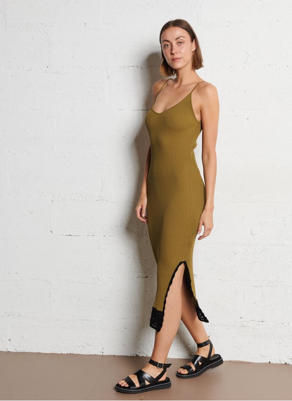 Robe midi col v Kaki by IKKS IKKS Robe midi col v Kaki