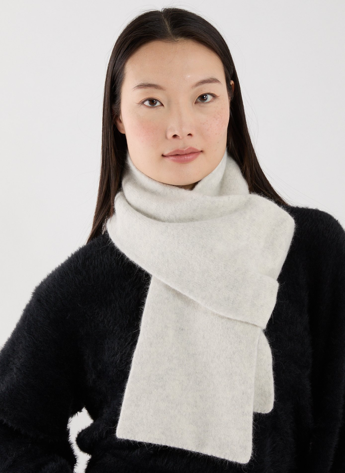 Wool and angora scarf MACKIE White