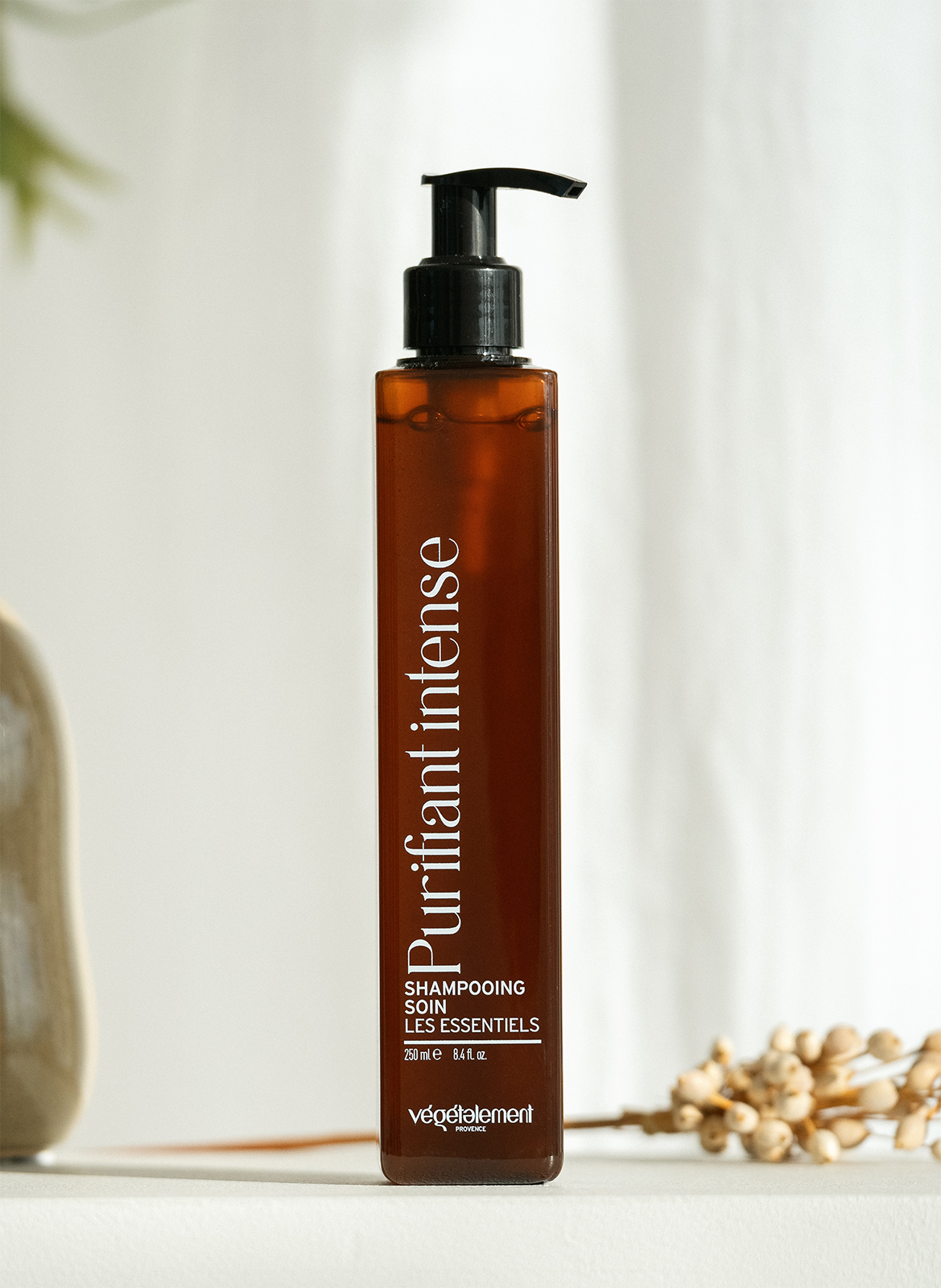 Intense Purifying Shampoo VEGETALEMENT PROVENCE No color