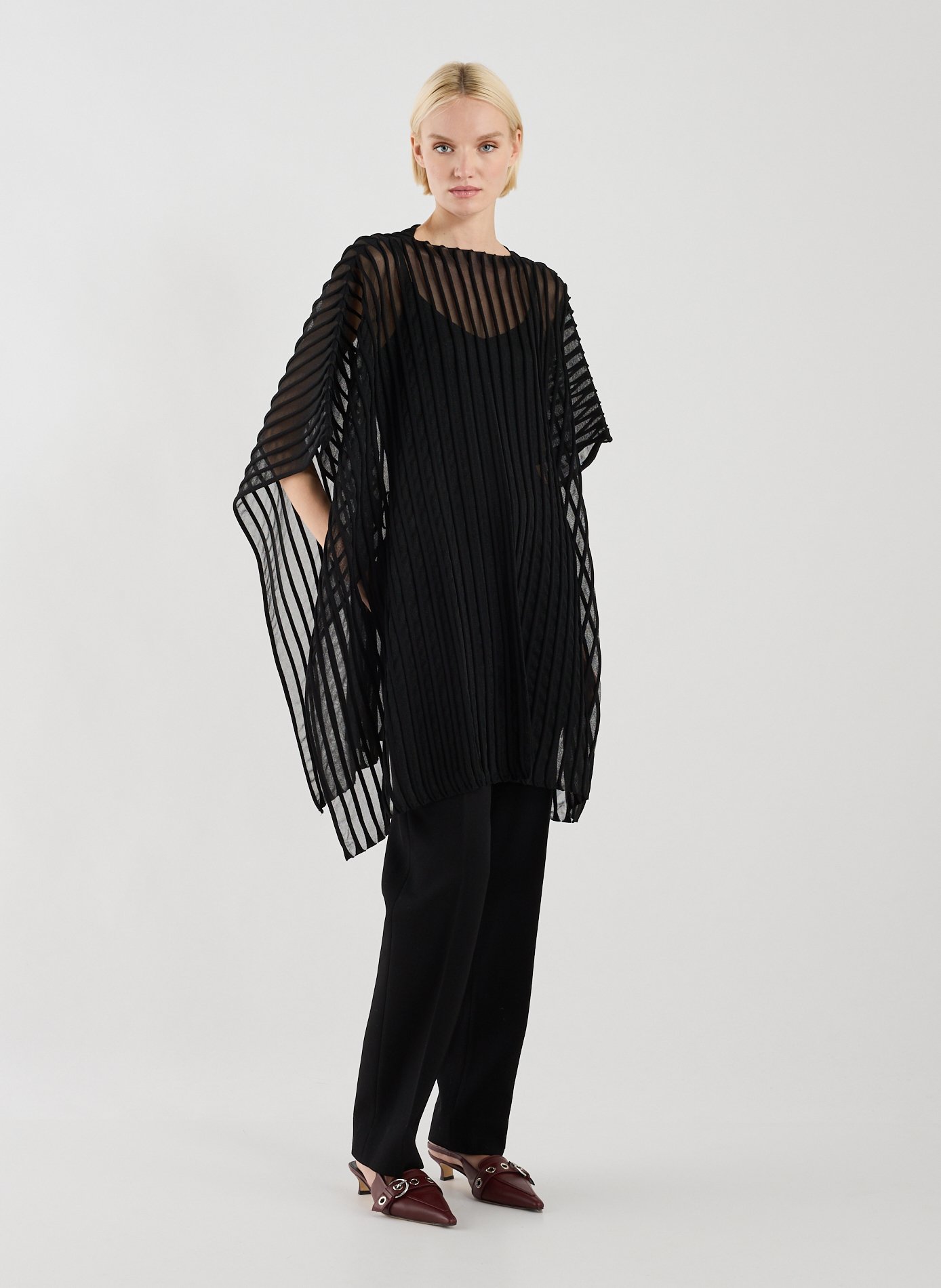 Cape à rayure ADOLFO DOMINGUEZ Noir