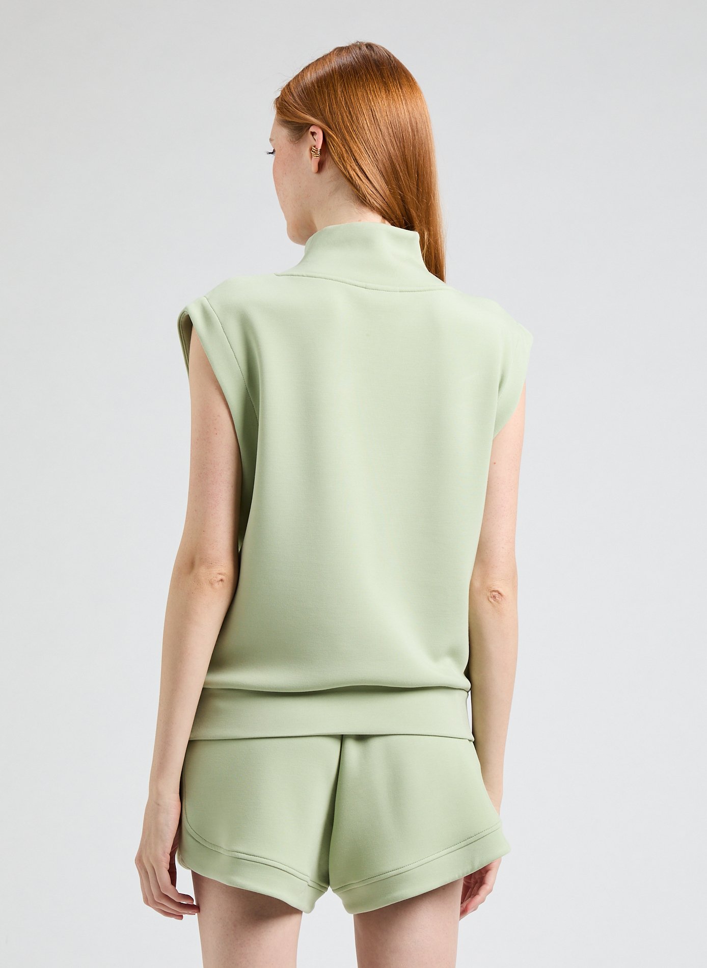 Sleeveless sweatshirt VARLEY Green