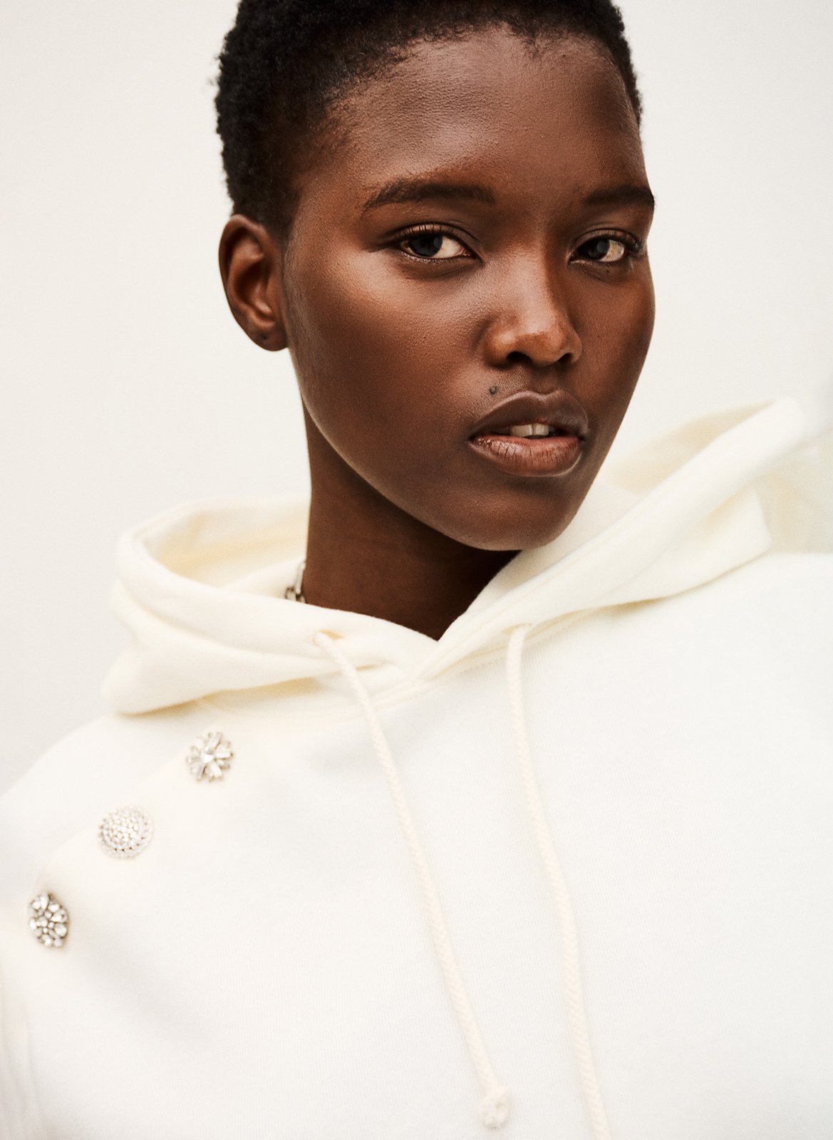 Sweat droit à capuche uni et boutons bijoux didi BA&SH Beige