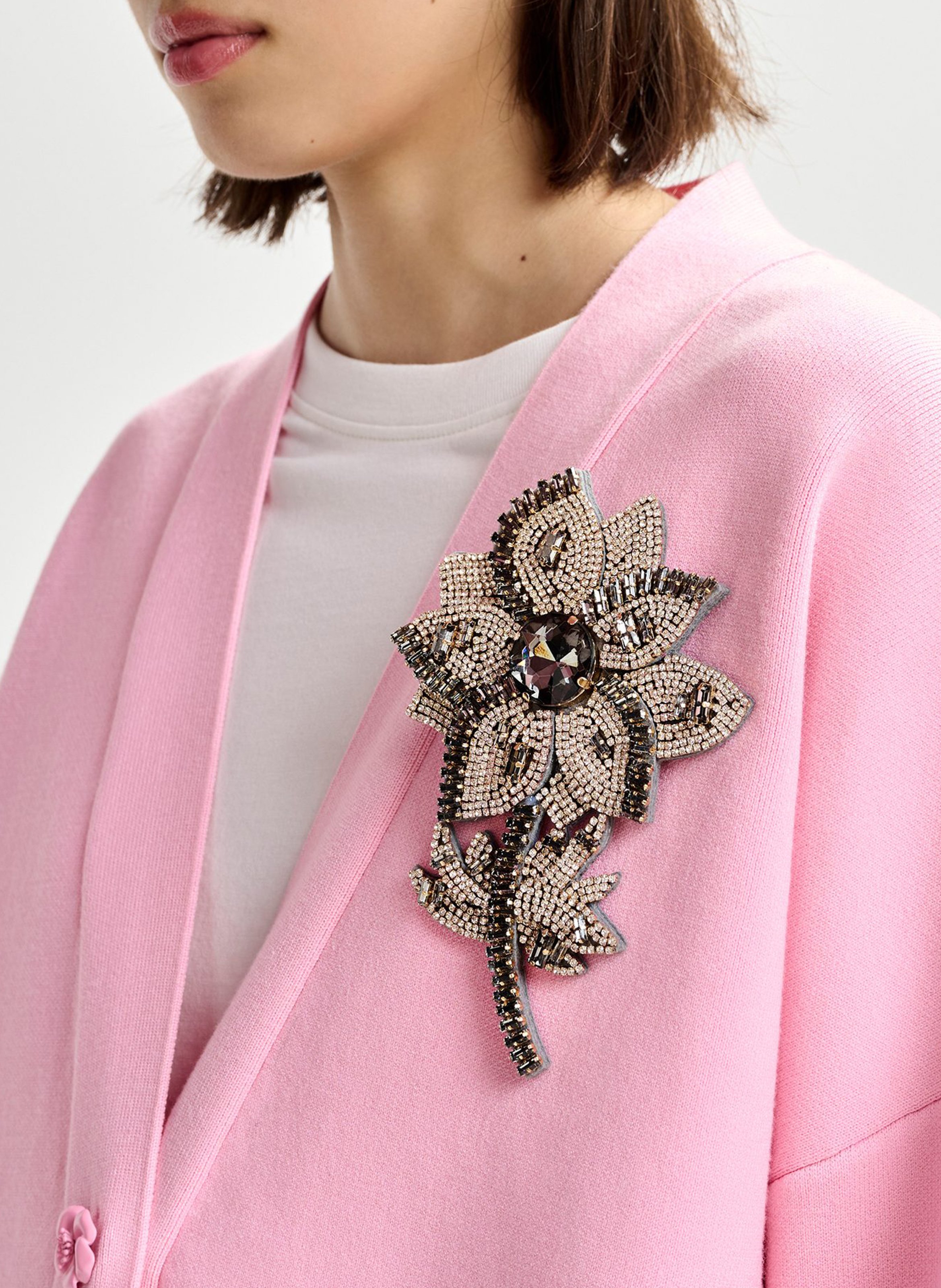 Broche fleur à strass Jamazing ESSENTIEL ANTWERP Gris