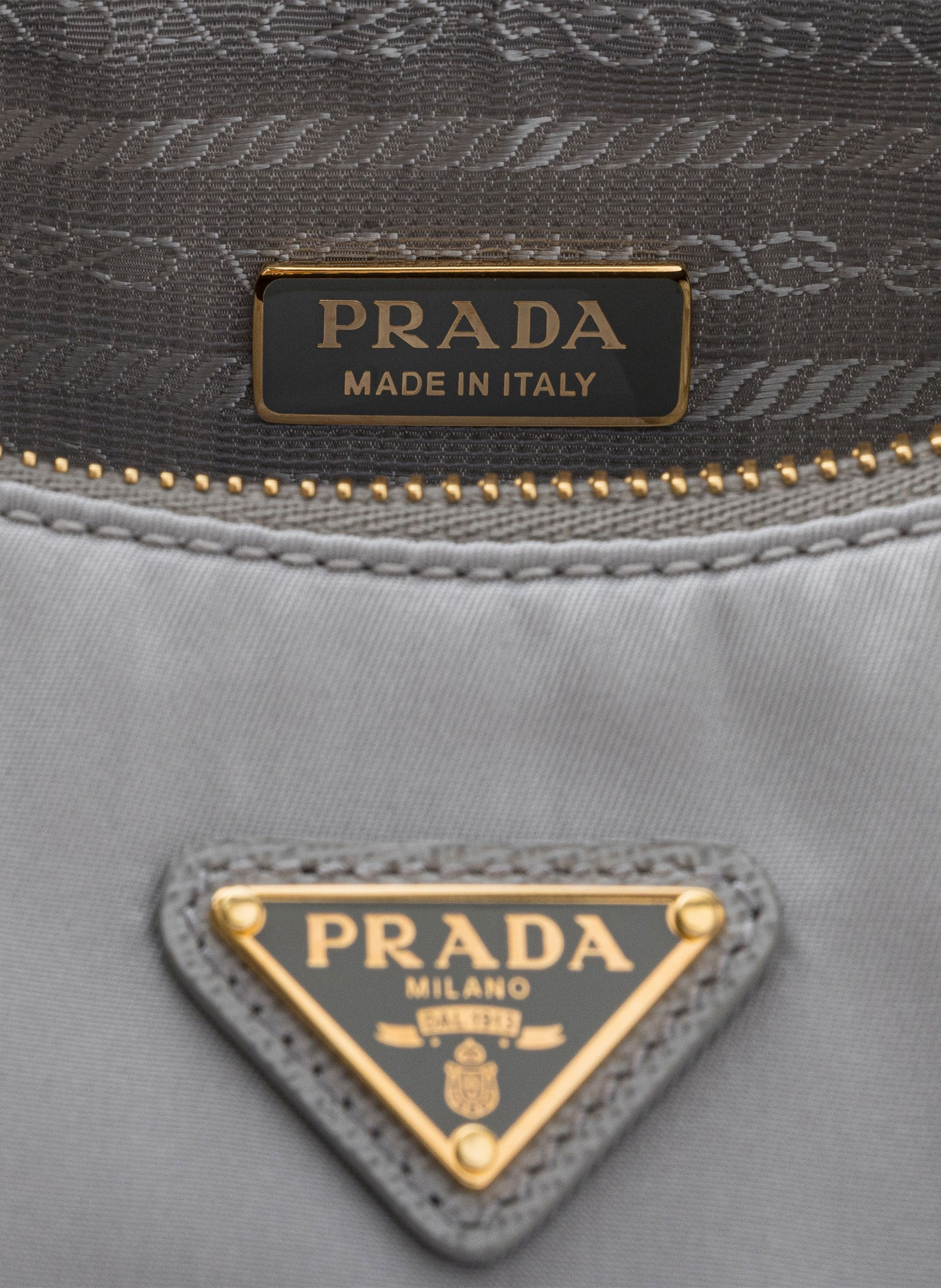 Mini sac prada re-edition 2008 en re-nylon PRADA Gris