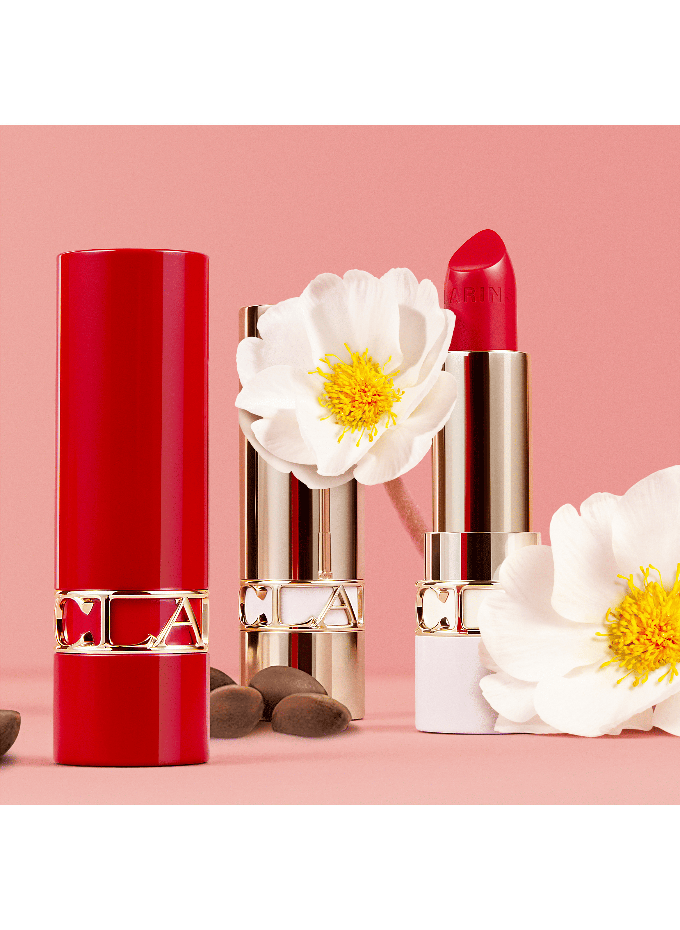 Lovely Red Velvet Refill Joli Velvet Rechargeable -
Matte finish lipstick CLARINS 758v - sandy pink