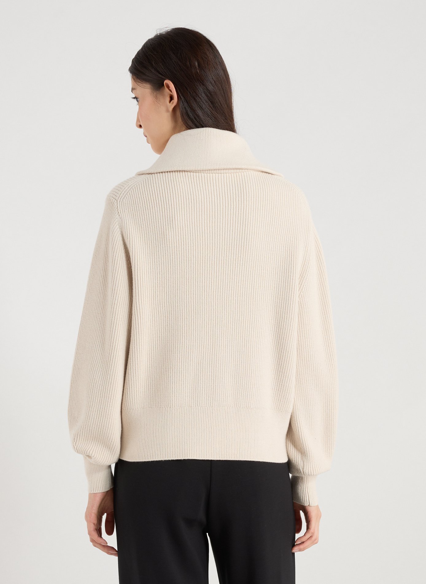 Ribbed turtleneck vest VARLEY Beige