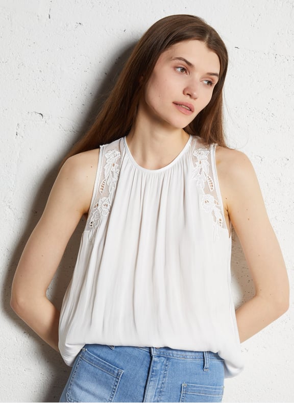 Top sans manches droit à broderies Blanc by IKKS IKKS Top sans manches droit à broderies Blanc